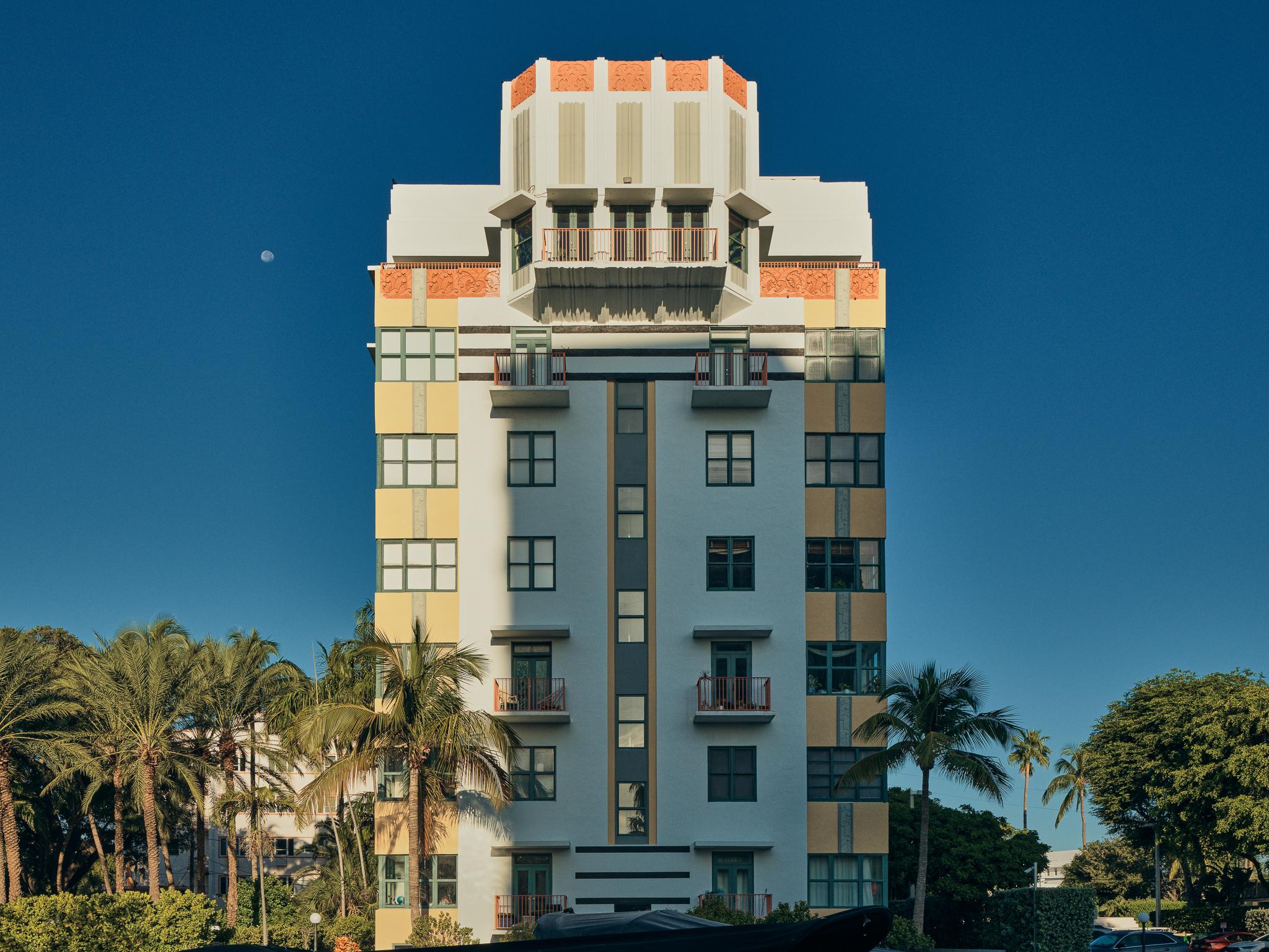 Peter Mendelson Color Photograph - "The Helen Mar, " Contemporary Architectural Photograph, 30" x 40"