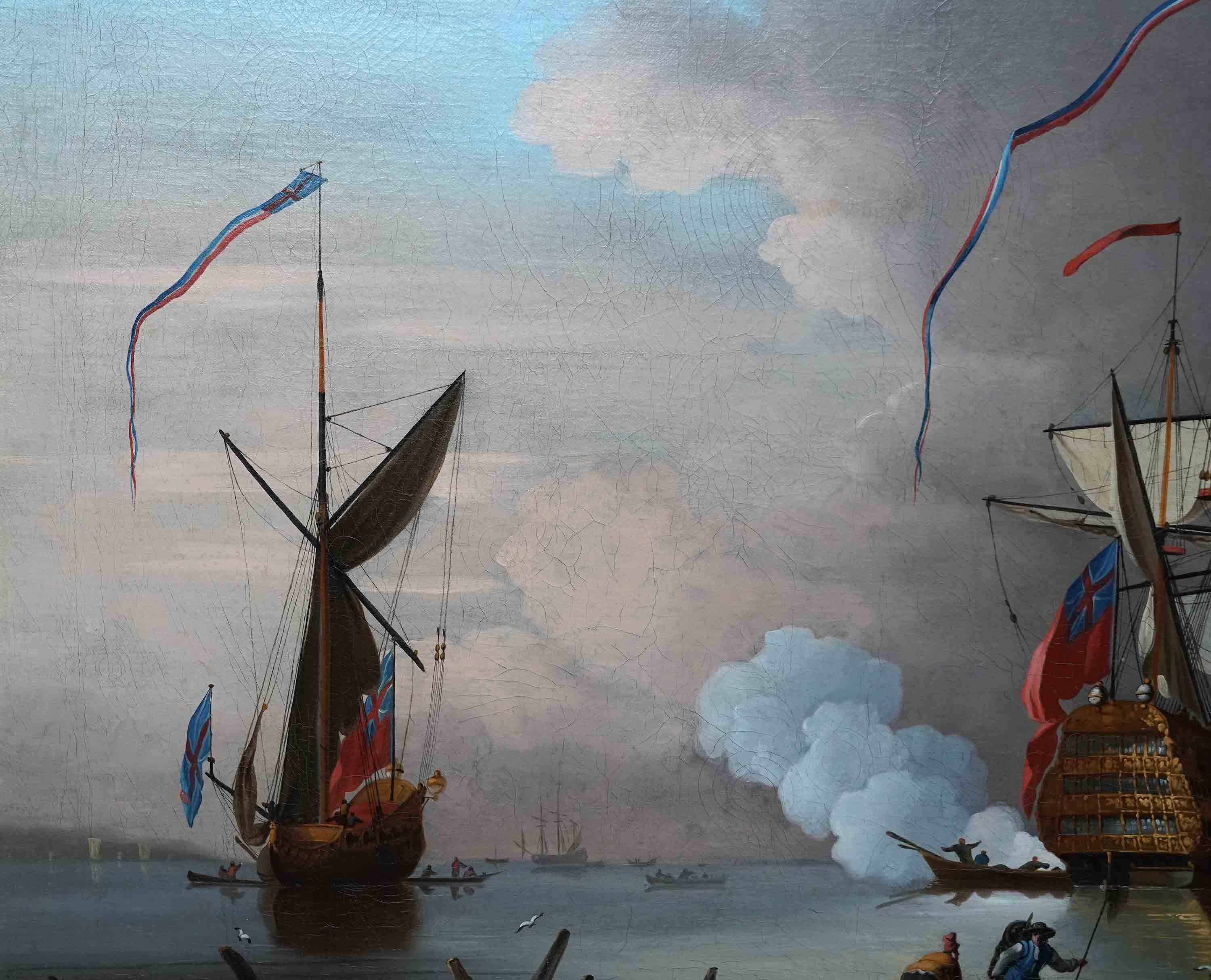Dieses prächtige britische Altmeister-Ölgemälde der Marine wird zugeschrieben  Peter Monamy. Es wurde um 1730 gemalt und zeigt eine Morgenkanone - eine Morgenkanone ist eine Kanone, die beim ersten Ton des Weckrufs in militärischen Einrichtungen