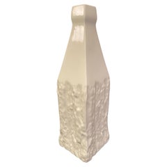 Vase en porcelaine moderne Sgrafo de Peter Muller pour Raymor
