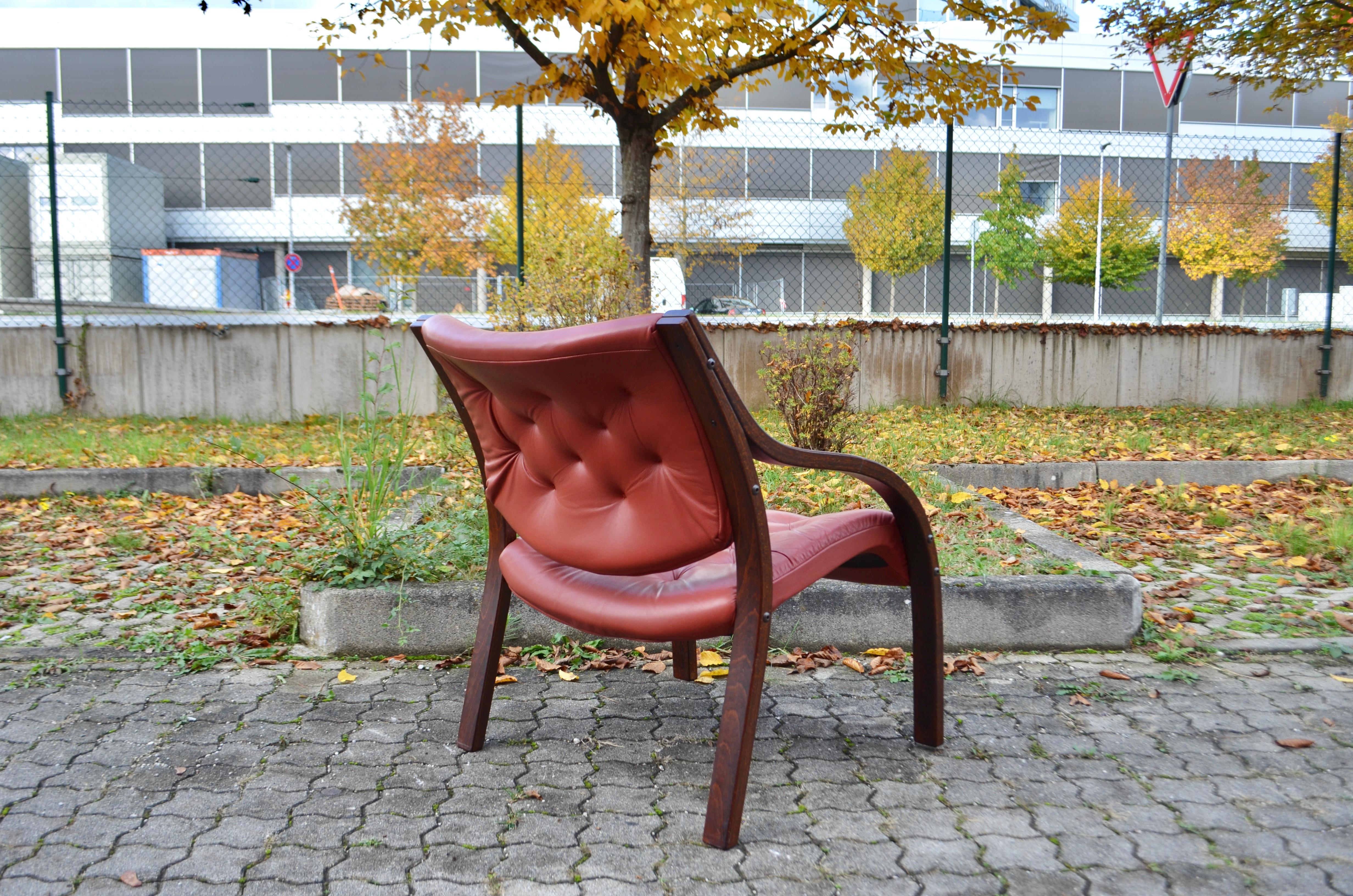 Chaise longue Polo modèle Peter Opsvik Stokke Varier rouge strass en vente 1