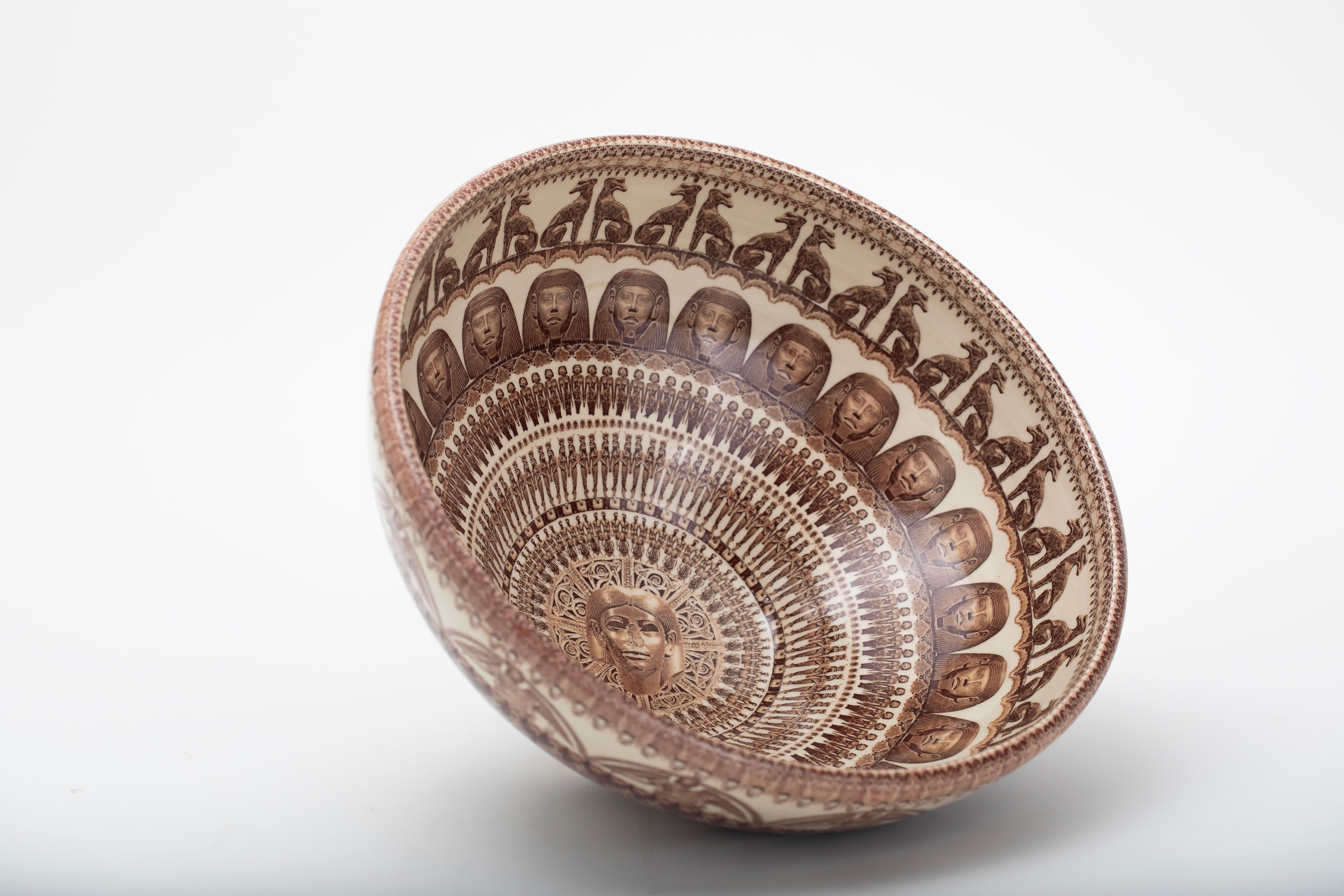 Egyptian bowl - Sculpture by Peter Olson
