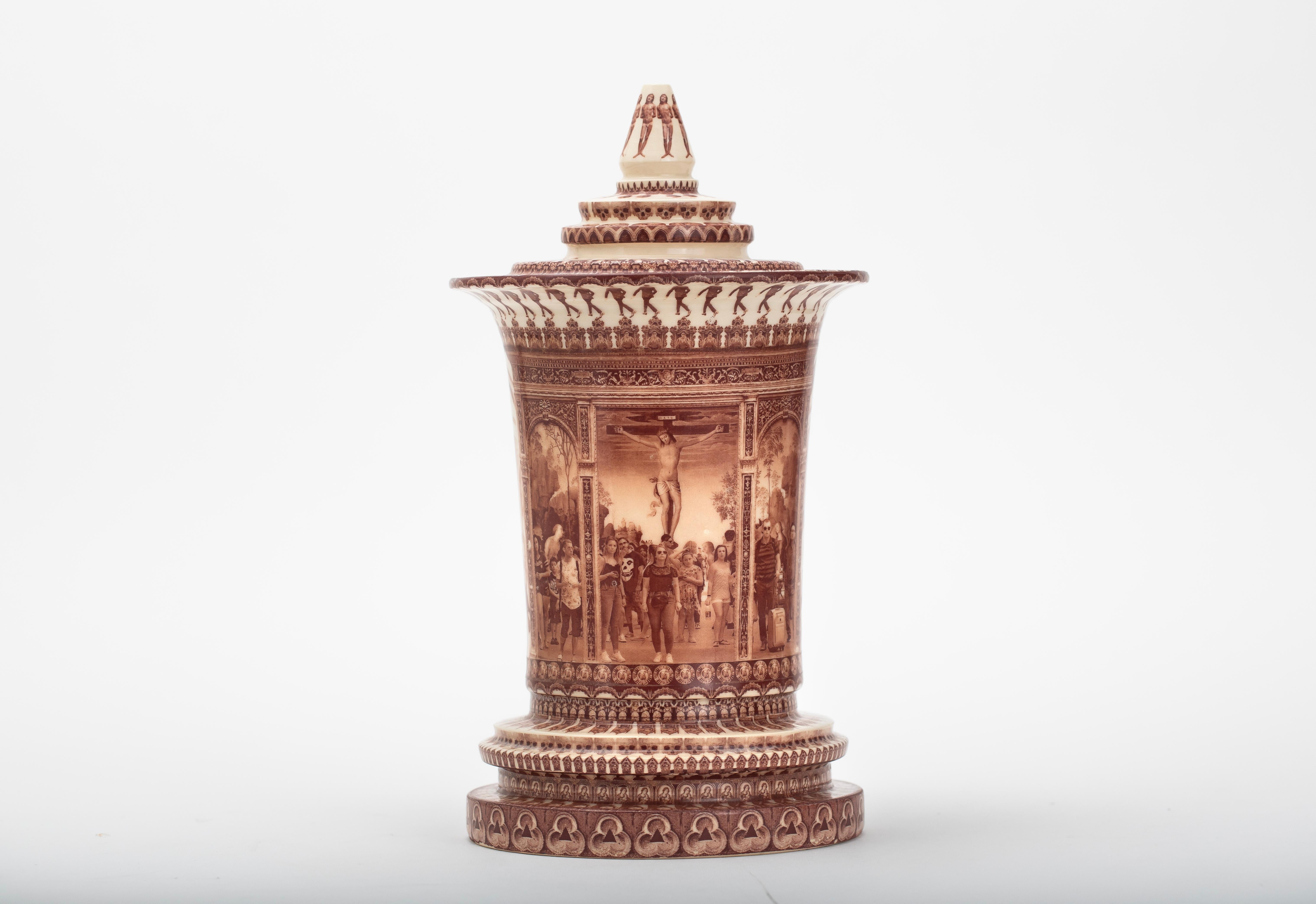 Reliquary, Christ with an audience