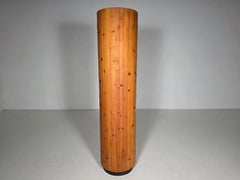Peter Opsvik, «Passion», vitrina cilíndrica, Noruega, 1986