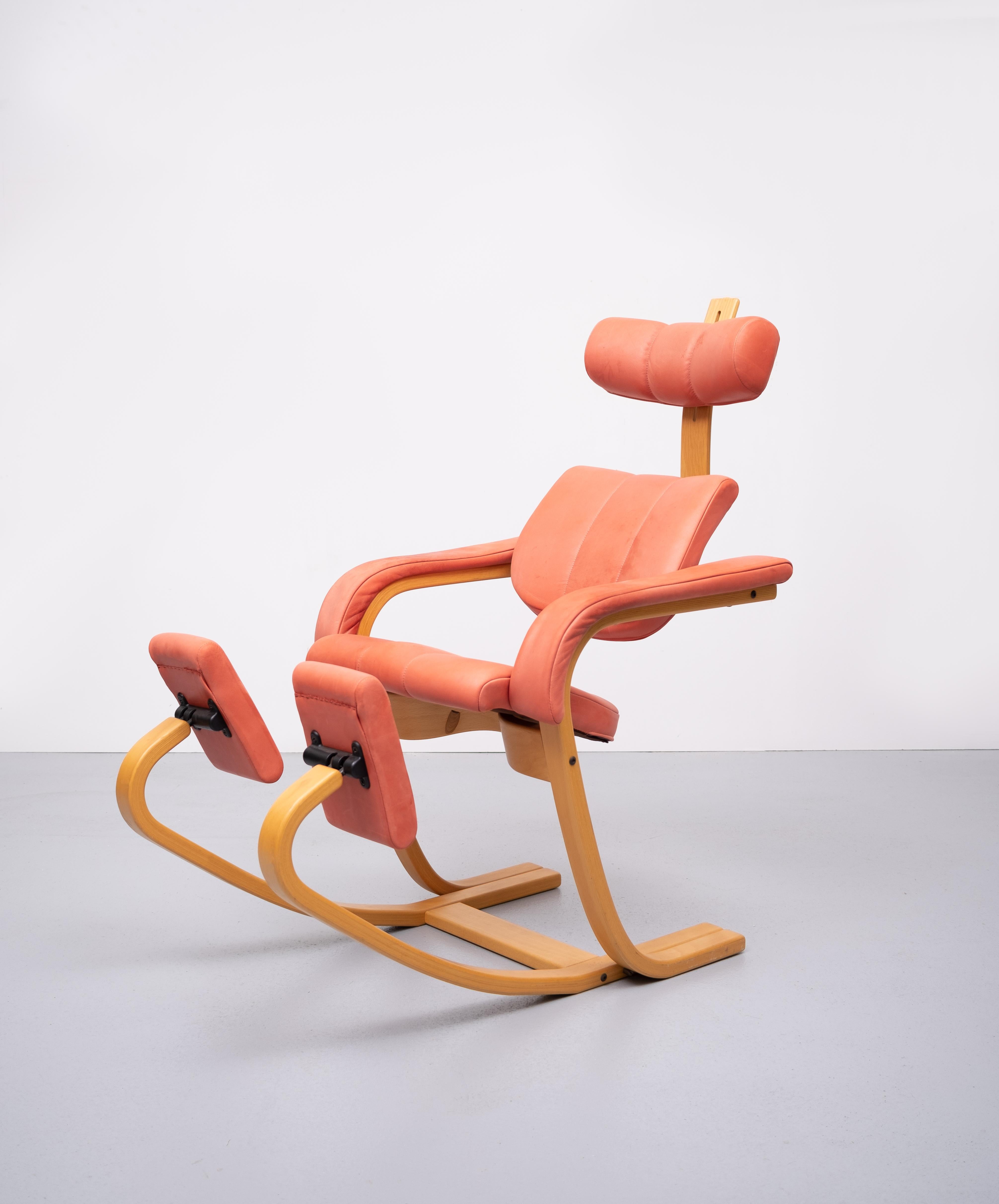 Peter Opsvik, Stokke, Duo Balance Chair In Good Condition In Den Haag, NL