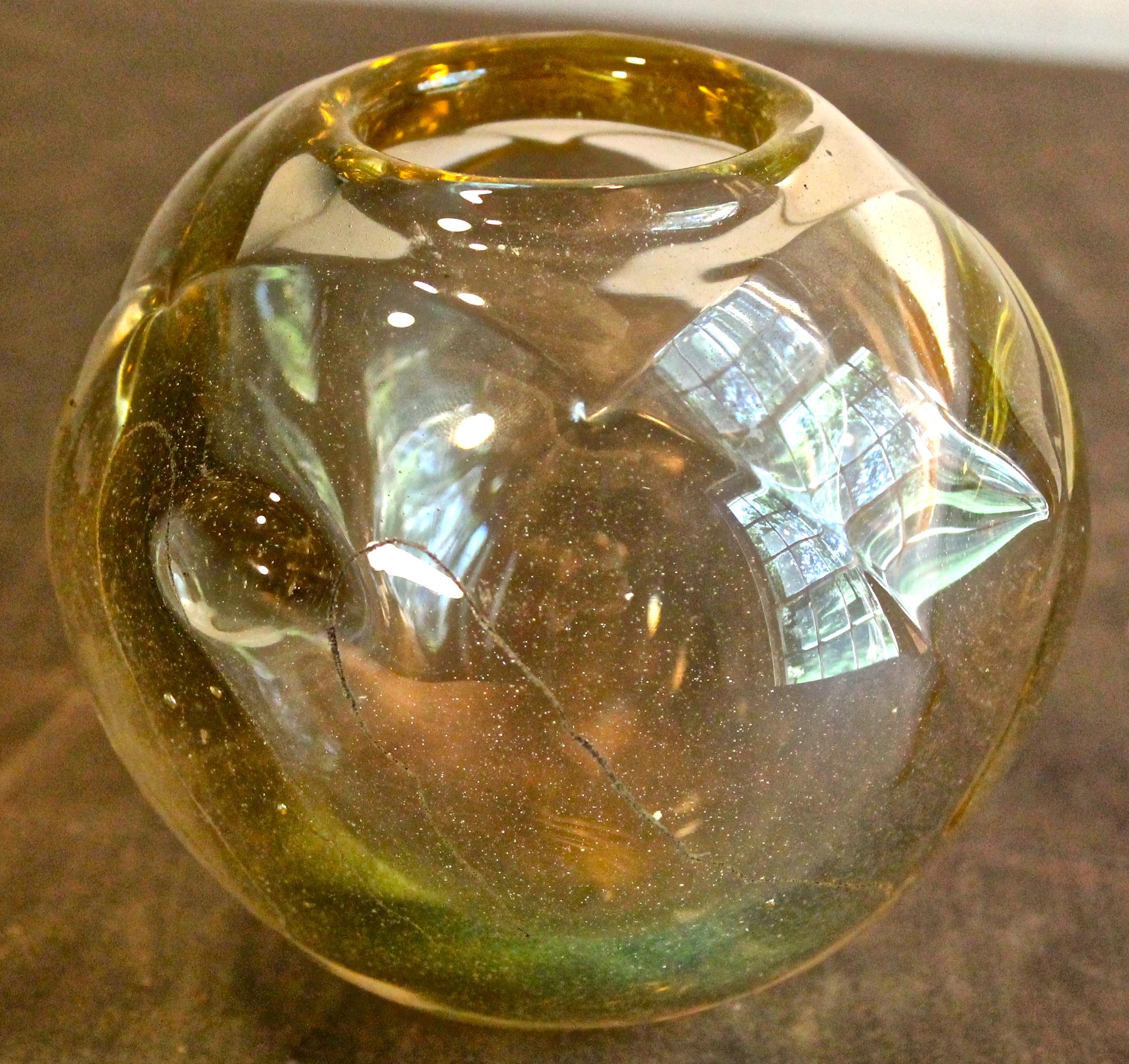 Hand-Crafted Peter Pellettieri 1980 Glass Bowl American Art Glass For Sale