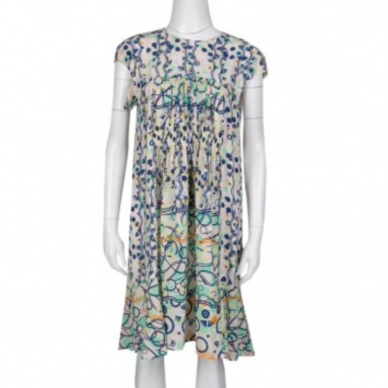 Peter Pilotto is known for their vibrant use of colors and playful prints, and this dress is crafted in true label's style. Cut from silk, the dress has fluid structure and will look best with flat sandals and small shoulder bag.