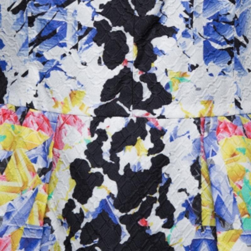 Peter Pilotto Top sin mangas de jacquard de seda estampado multicolor con detalle de peplum M en Excelente estado para la venta en Dubai, Al Qouz 2