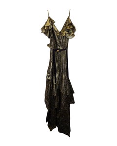 Vestido con cuello en V y volantes de Peter Pilotto, de seda dorada