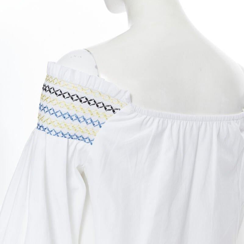 PETER PILOTTO weißes Oberteil aus Baumwolle mit ethnischer Stickerei, schulterfrei, Puffärmel UK6 im Angebot 2