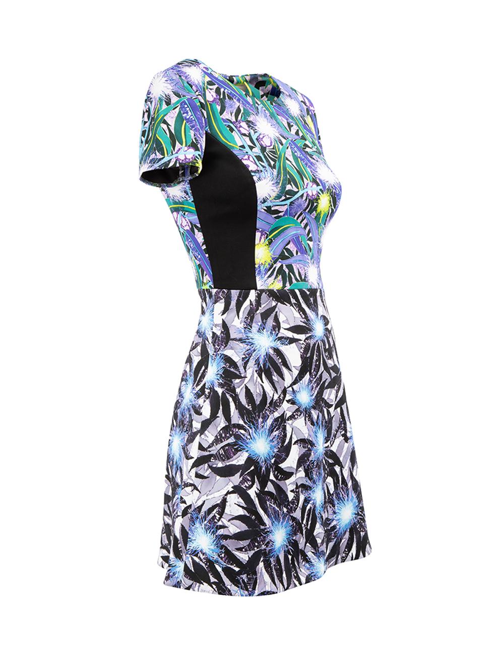 CONDITION is Very good. Minimal wear to dress is evident. Minimal wear to the interior lining near the hem of the dress where a stain can be seen on this used Peter Pilotto designer resale item. 



Details


Multicolour

Polyester

Mini