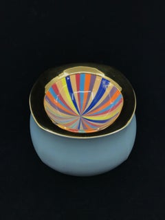 Bol gris foncé, design contemporain, porcelaine coulée en barbotine avec motif coloré