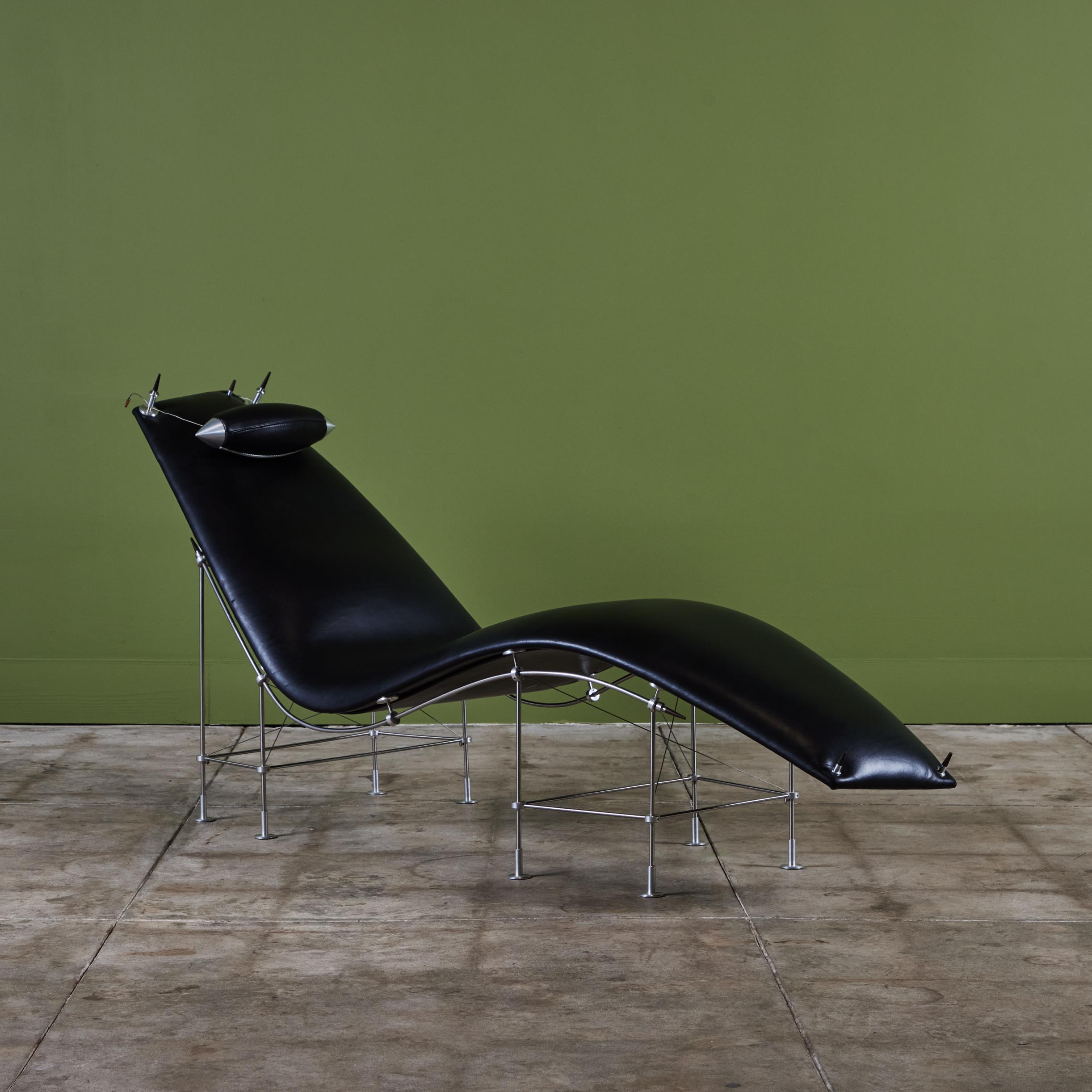 Peter Prasil Sillón Chaise Lounge de Piel Moderno de mediados de siglo en venta