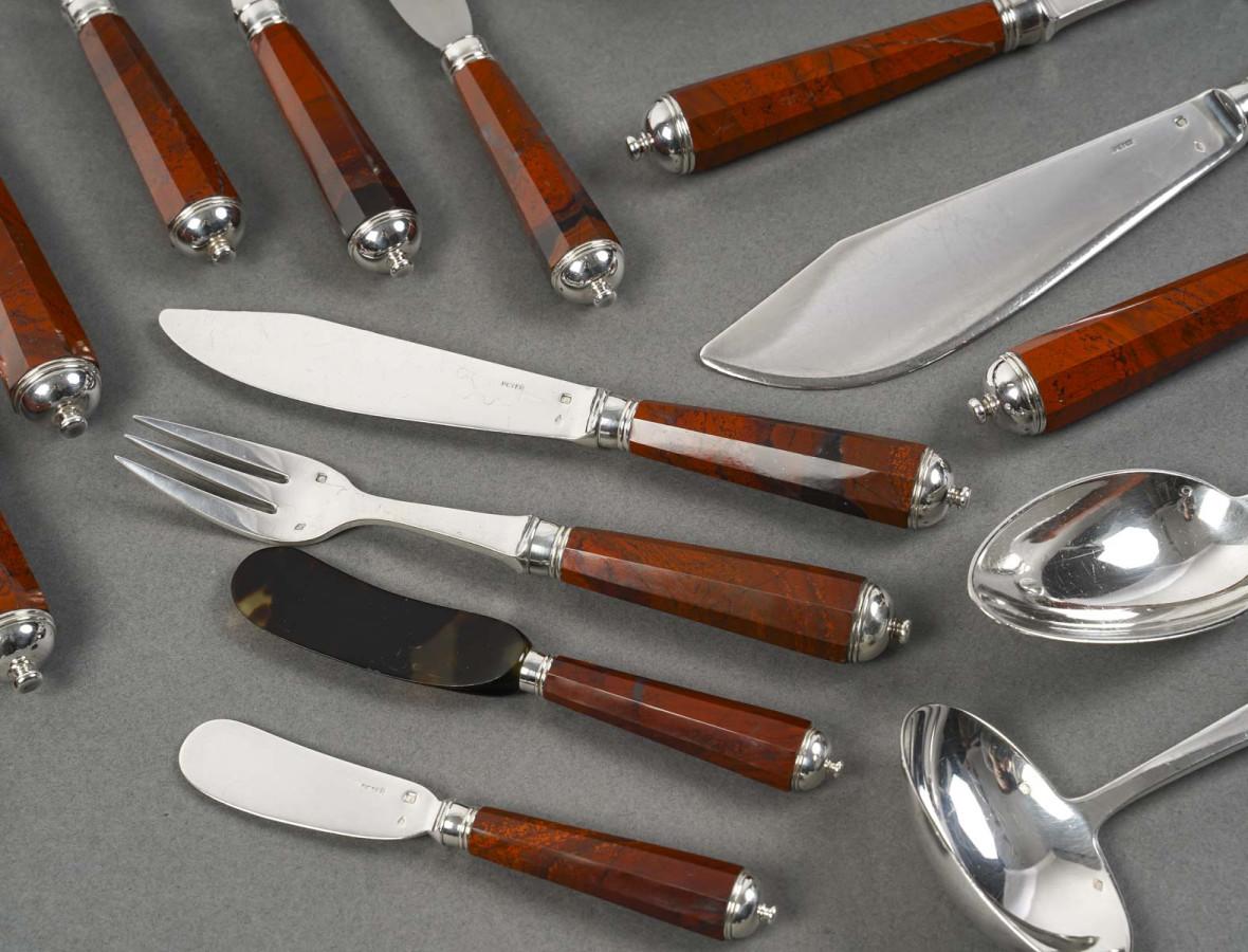PETER & RAVINET D’ENFERT - 101 Piece solid SILVER CUTLERY SET & BLOODJASPER HAND 8