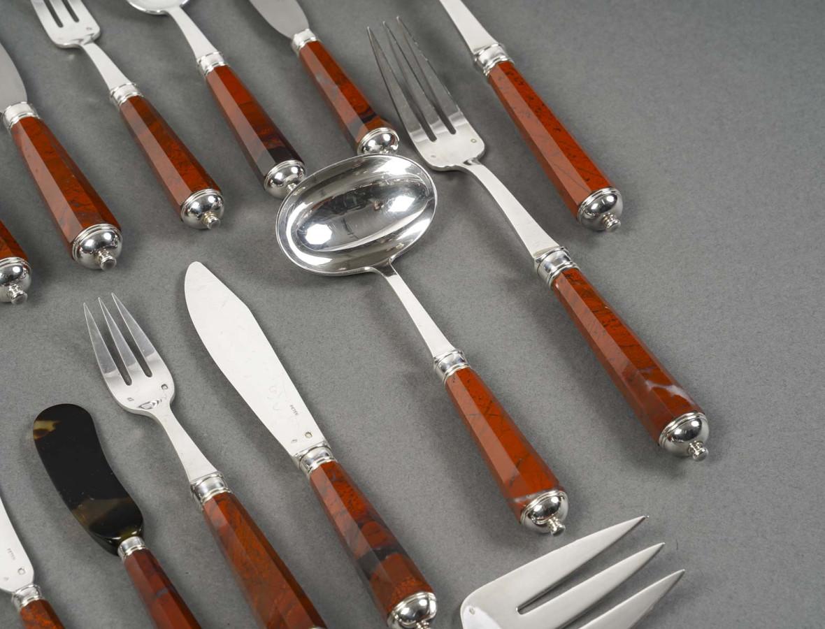 Silver PETER & RAVINET D’ENFERT - 101 Piece solid SILVER CUTLERY SET & BLOODJASPER HAND