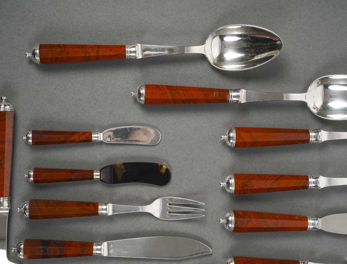 PETER & RAVINET D’ENFERT - 101 Piece solid SILVER CUTLERY SET & BLOODJASPER HAND 1