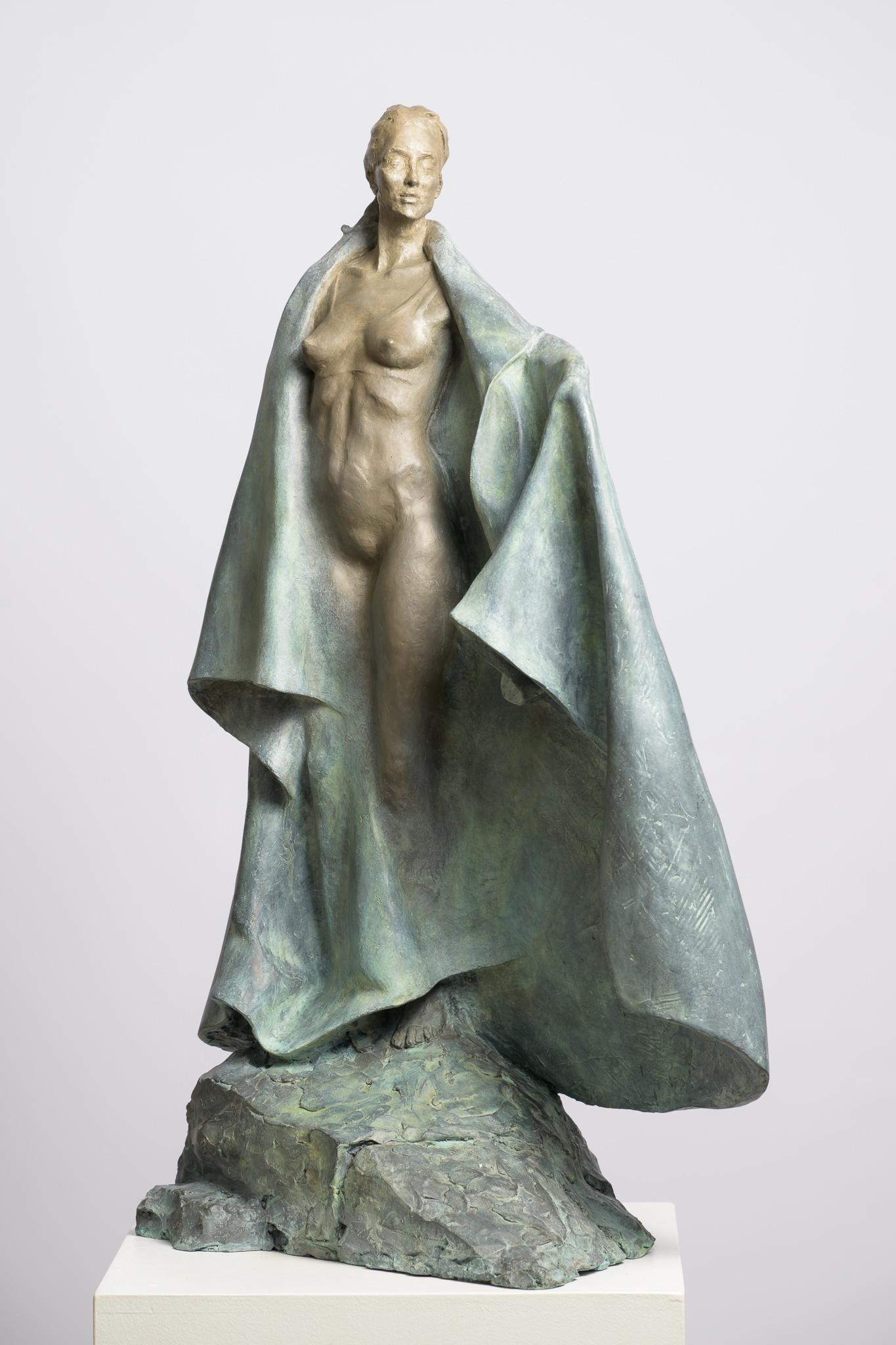 Peter Reuterberg Figurative Sculpture - Wrapped (Ed. of 8) - 21st Century, Figurative, Contemporary, Bronze, Sculpture
