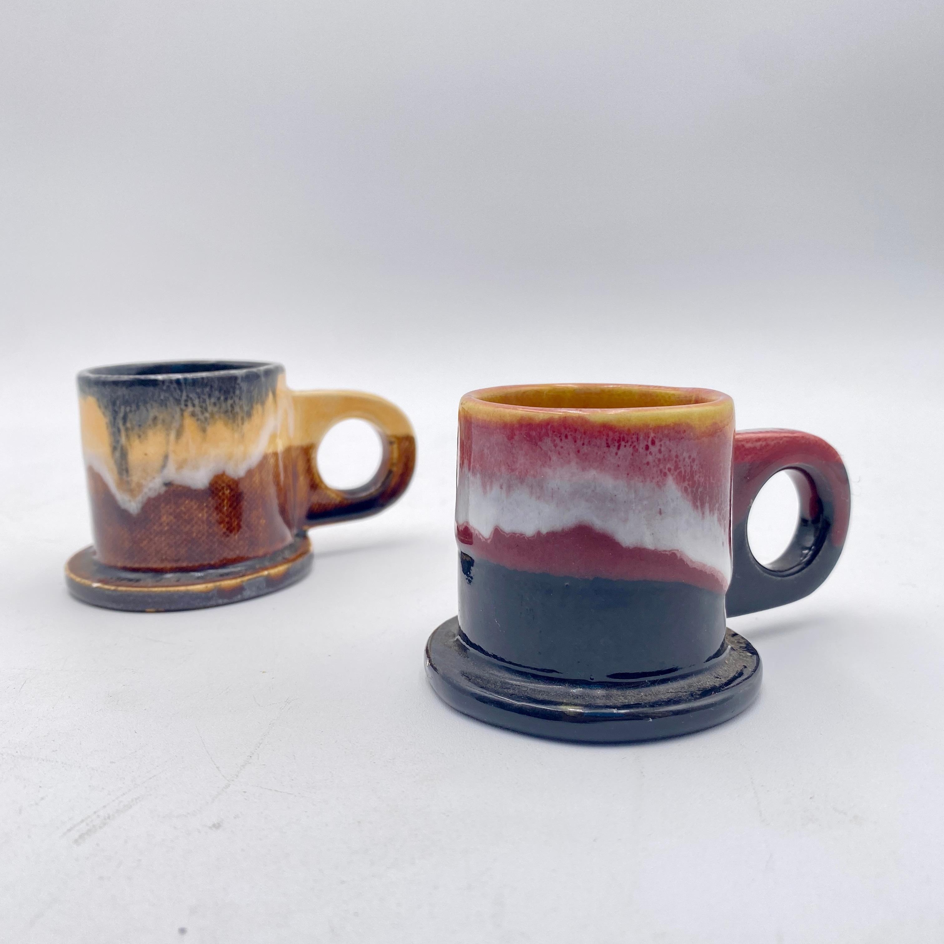 Peter Shire Pair of Memphis Milano Ceramic Espresso Mugs For Sale 4