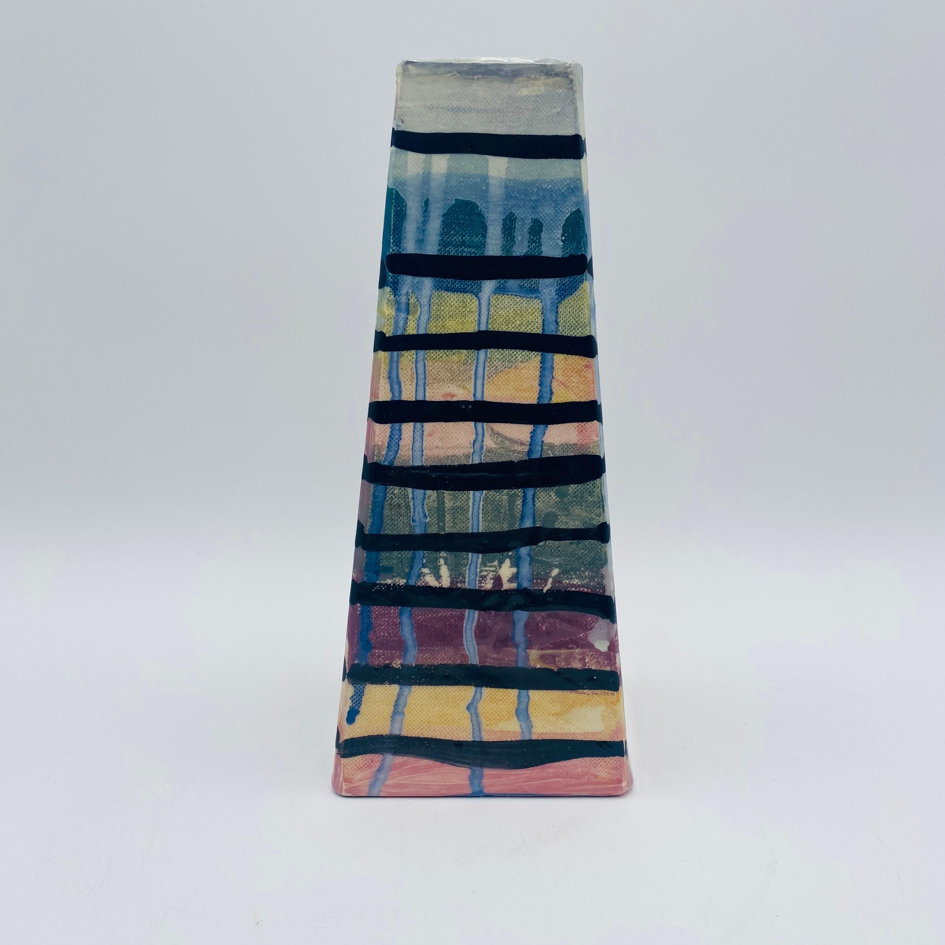 Americano Peter Shire Vaso a piramide EXP 2010 in vendita