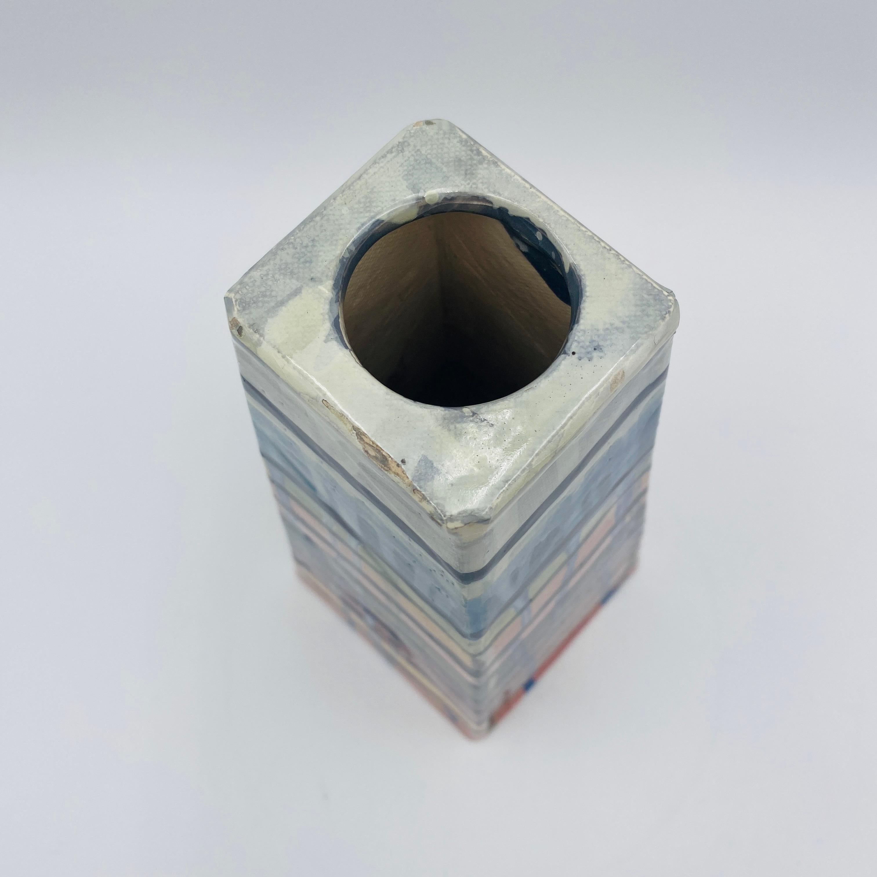 Peter Shire Vaso a piramide EXP 2010 In condizioni buone in vendita a San Juan Capistrano, CA