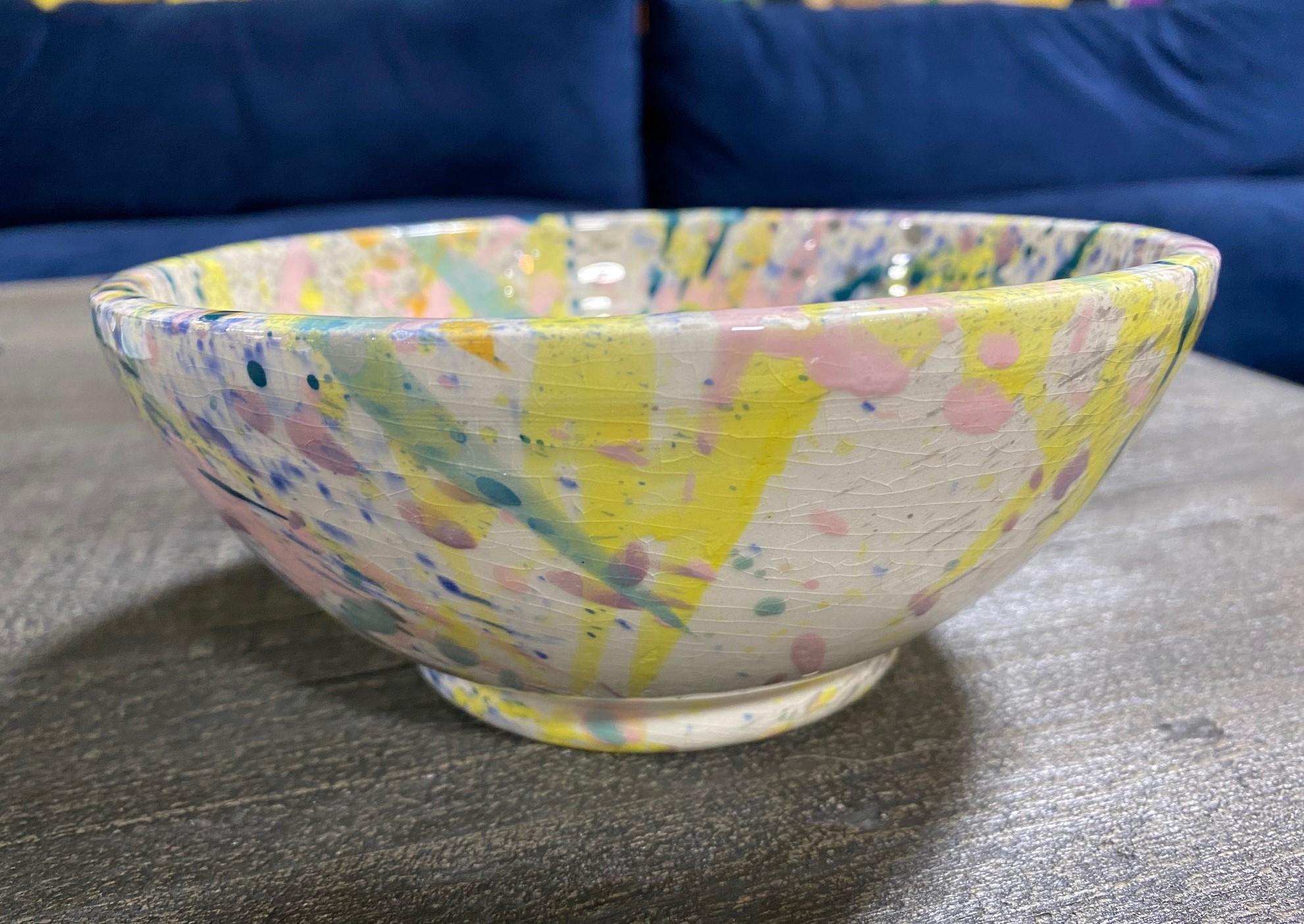 Peter Shire Signed Ceramic California Exp Studio Pottery Splatter Bowl, 1982 In Good Condition For Sale In Studio City, CA
