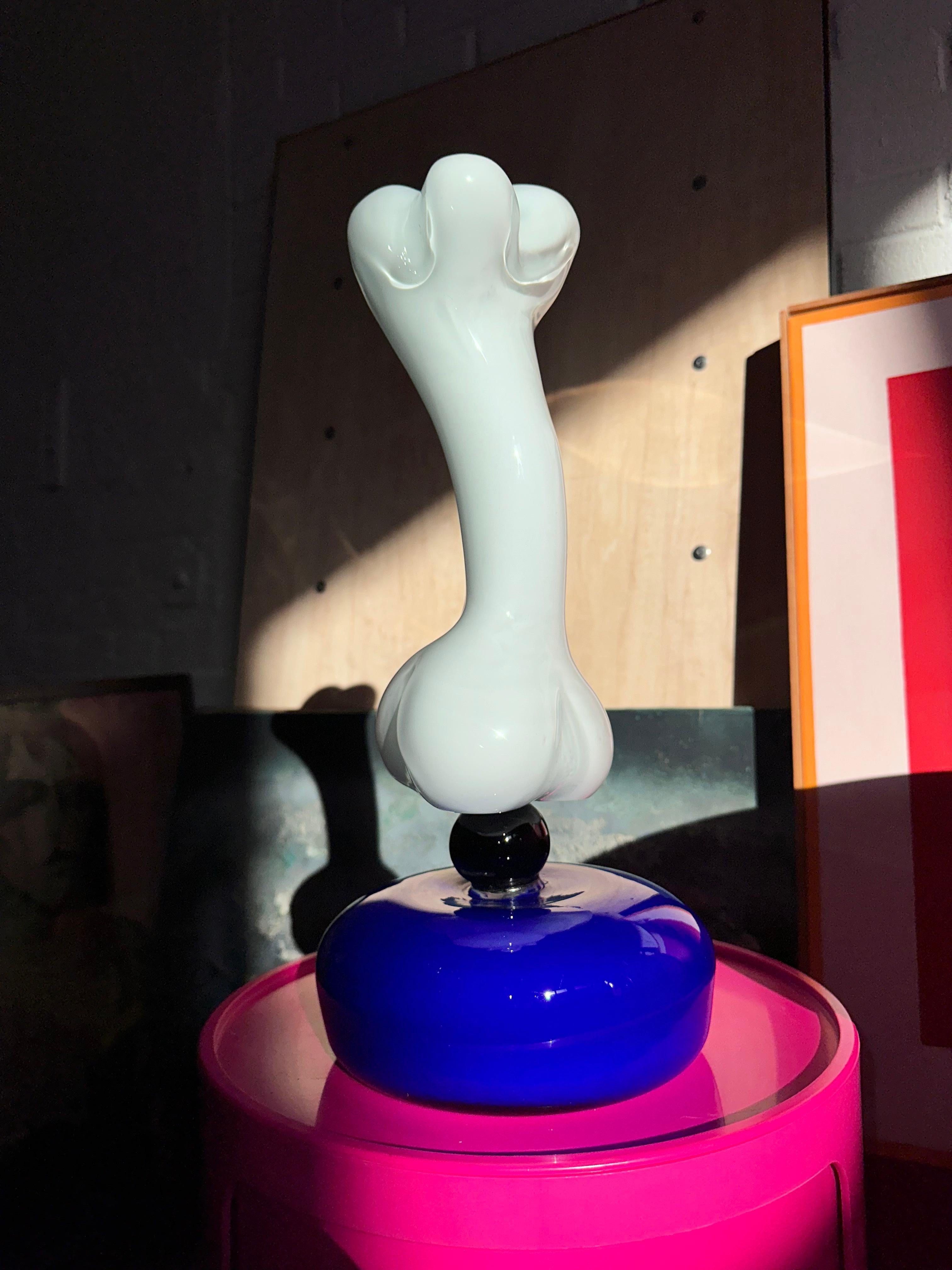 Peter Shire x Vistosi Murano Postmodern Bone Sculpture with Cobalt Blue Base In Good Condition For Sale In Brooklyn, NY