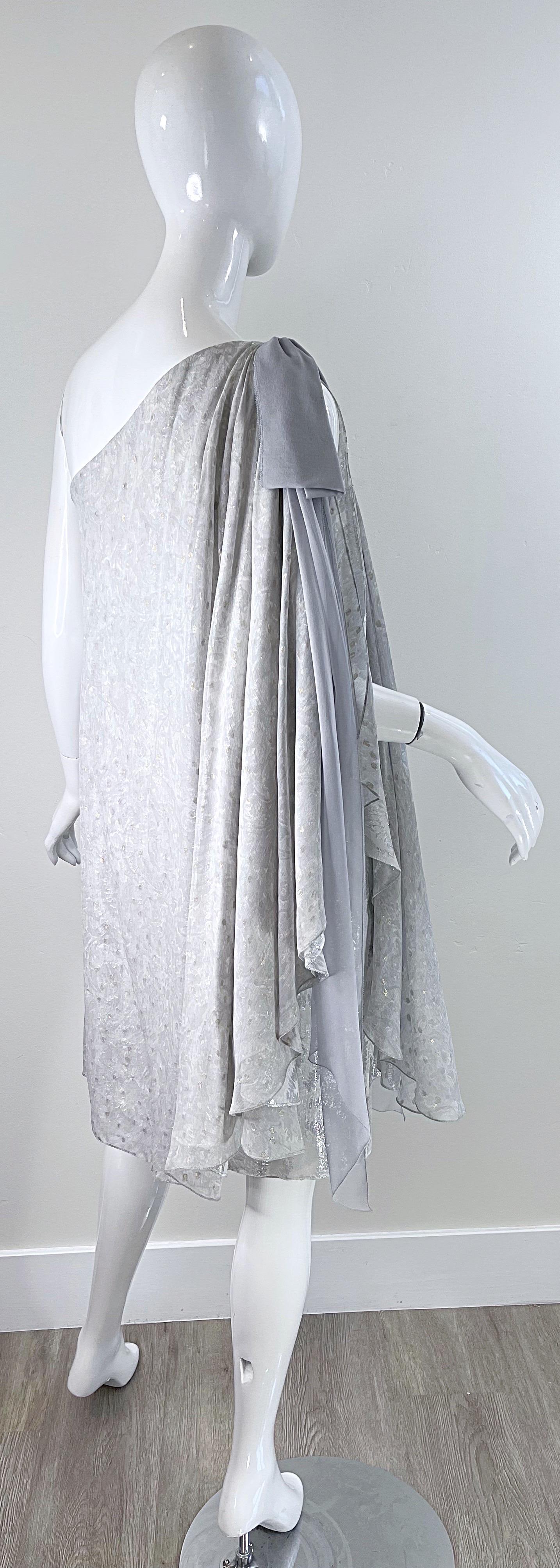 Peter Som Resort 2009 Silver Gold Grey Size 4 6 One Shoulder Silk Metallic Dress For Sale 5