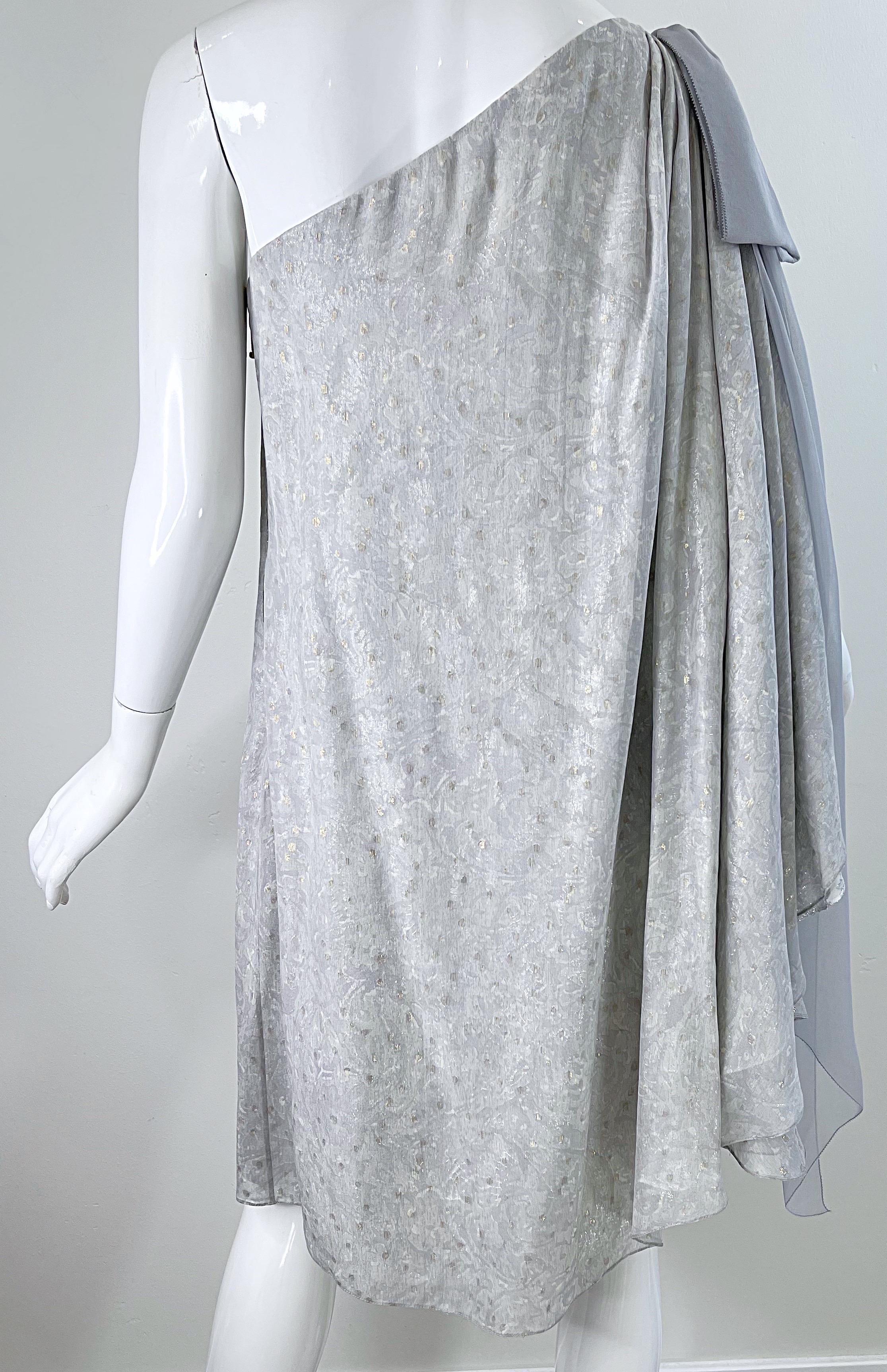 Peter Som Resort 2009 Silver Gold Grey Size 4 6 One Shoulder Silk Metallic Dress For Sale 3