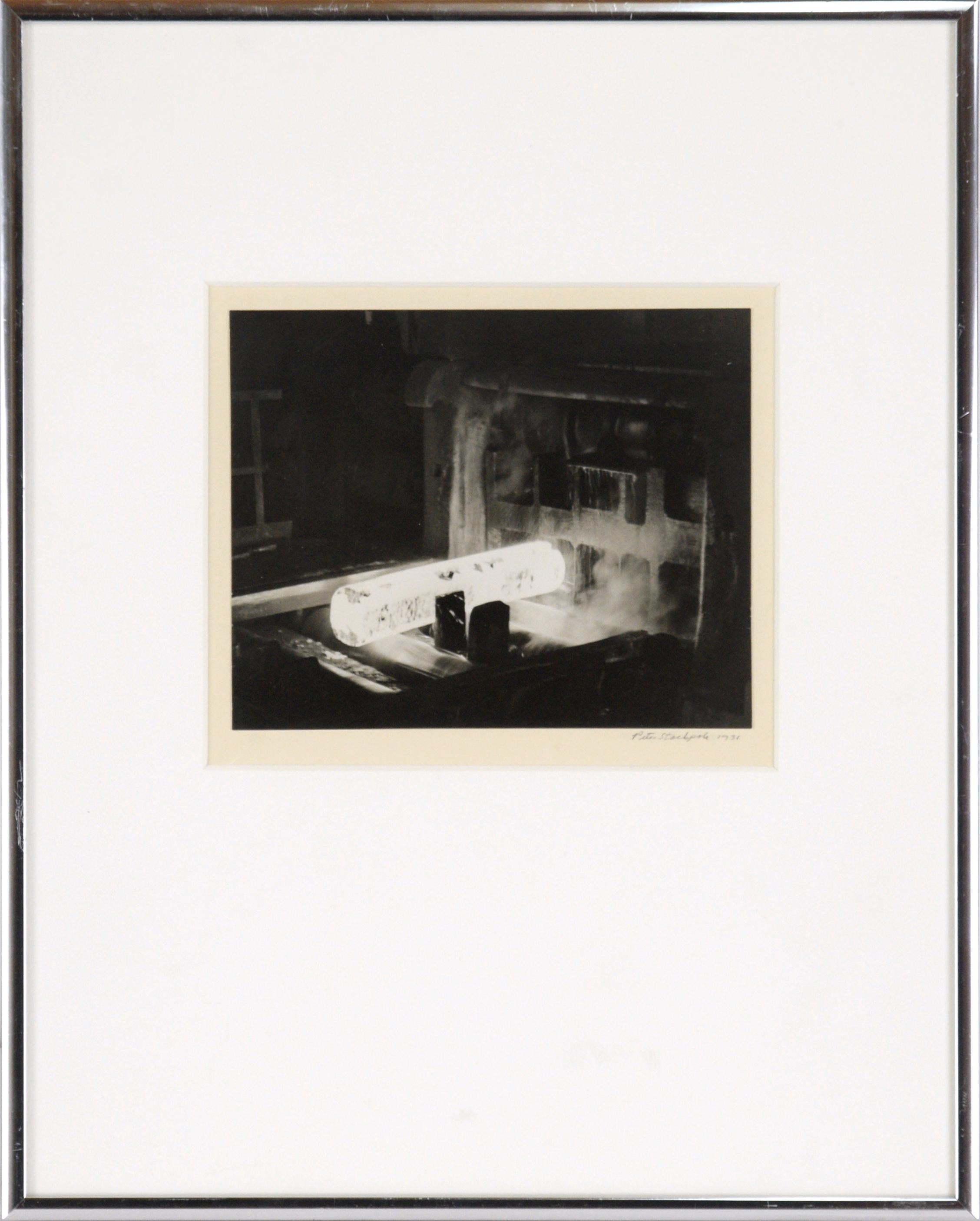 Peter Stackpole Still-Life Photograph – The Foundry – Schwarz-Weiß-Fotografie