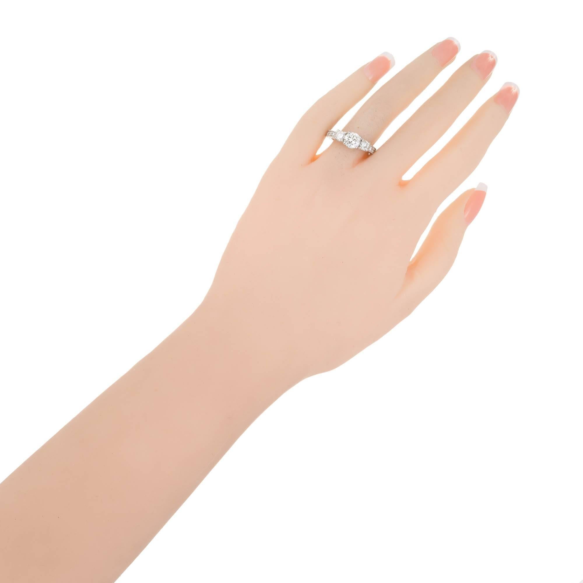 Women's Peter Suchy 1.00 Carat Round Diamond Three-Stone Platinum Engagement Ring For Sale