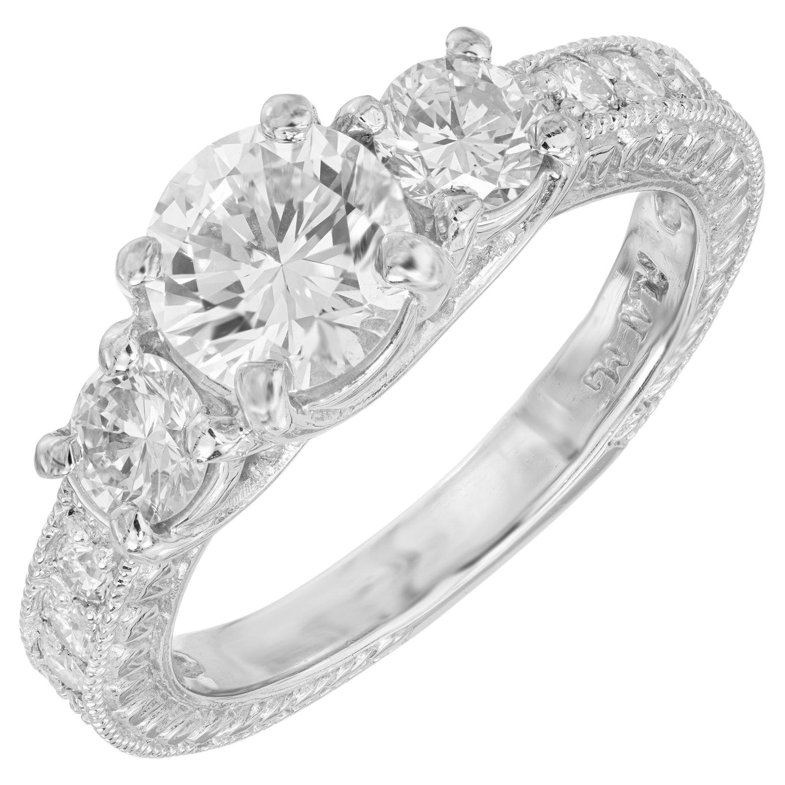 Peter Suchy Anello di fidanzamento in platino a tre pietre con diamante rotondo da 1,00 carati