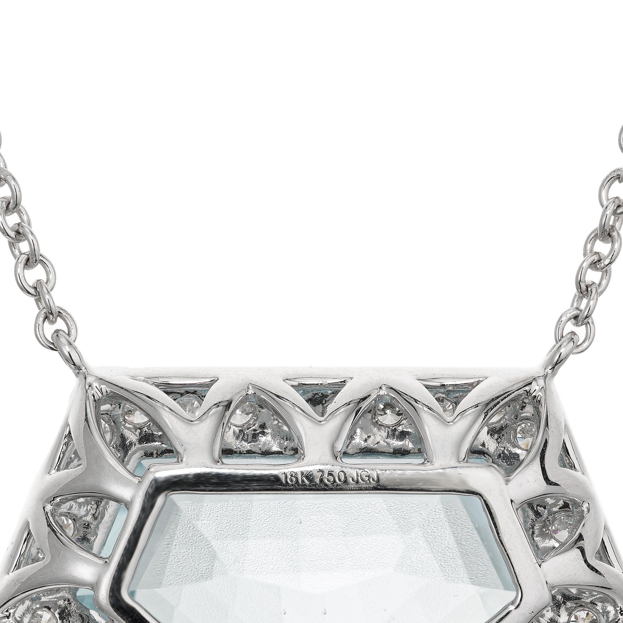 Peter Suchy 10.04 Carat Aquamarine Diamond Halo White Gold Pendant Necklace In New Condition For Sale In Stamford, CT
