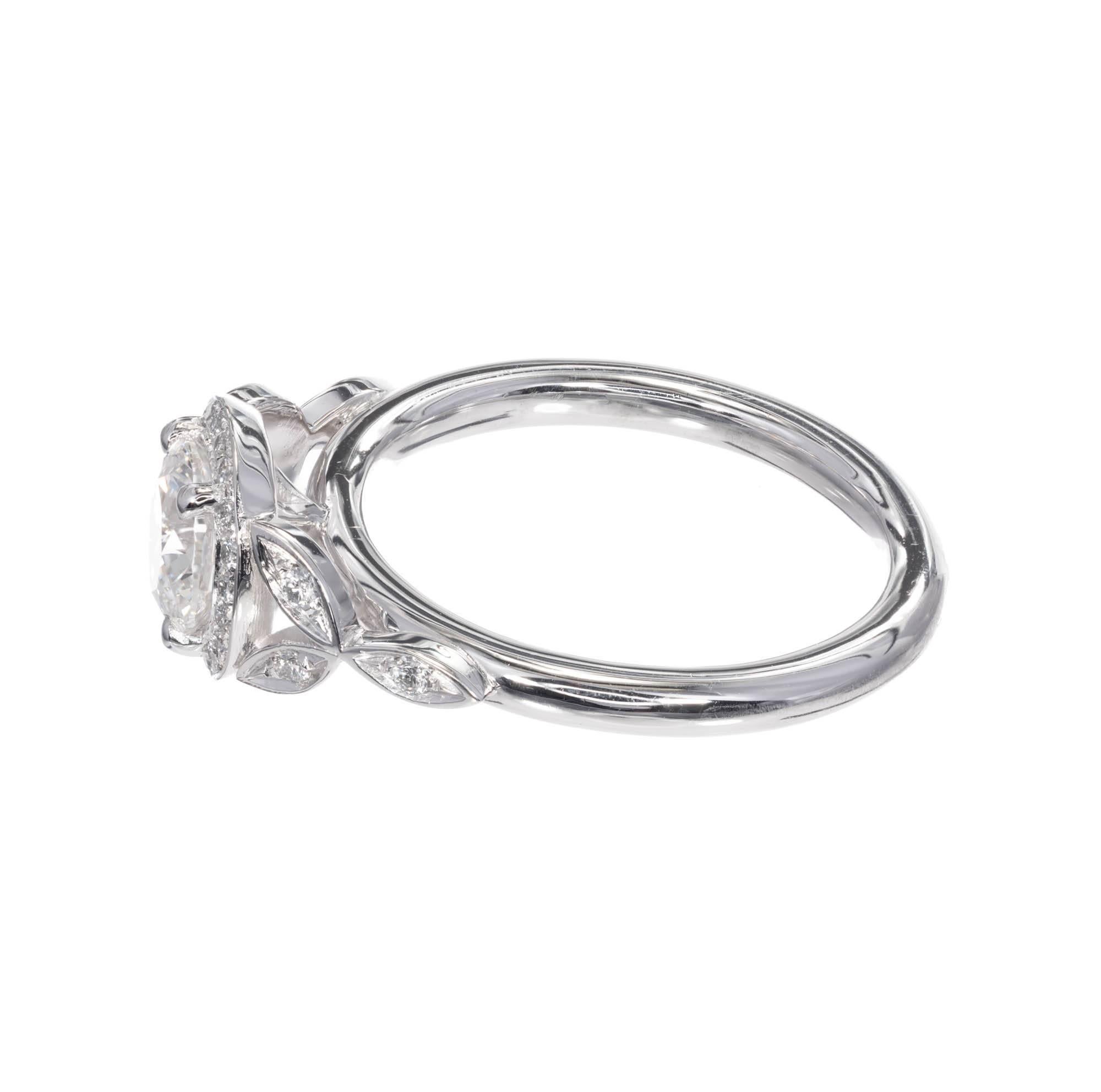 Peter Suchy 1.01 Carat Round Diamond Halo Engagement Platinum Ring In Good Condition For Sale In Stamford, CT