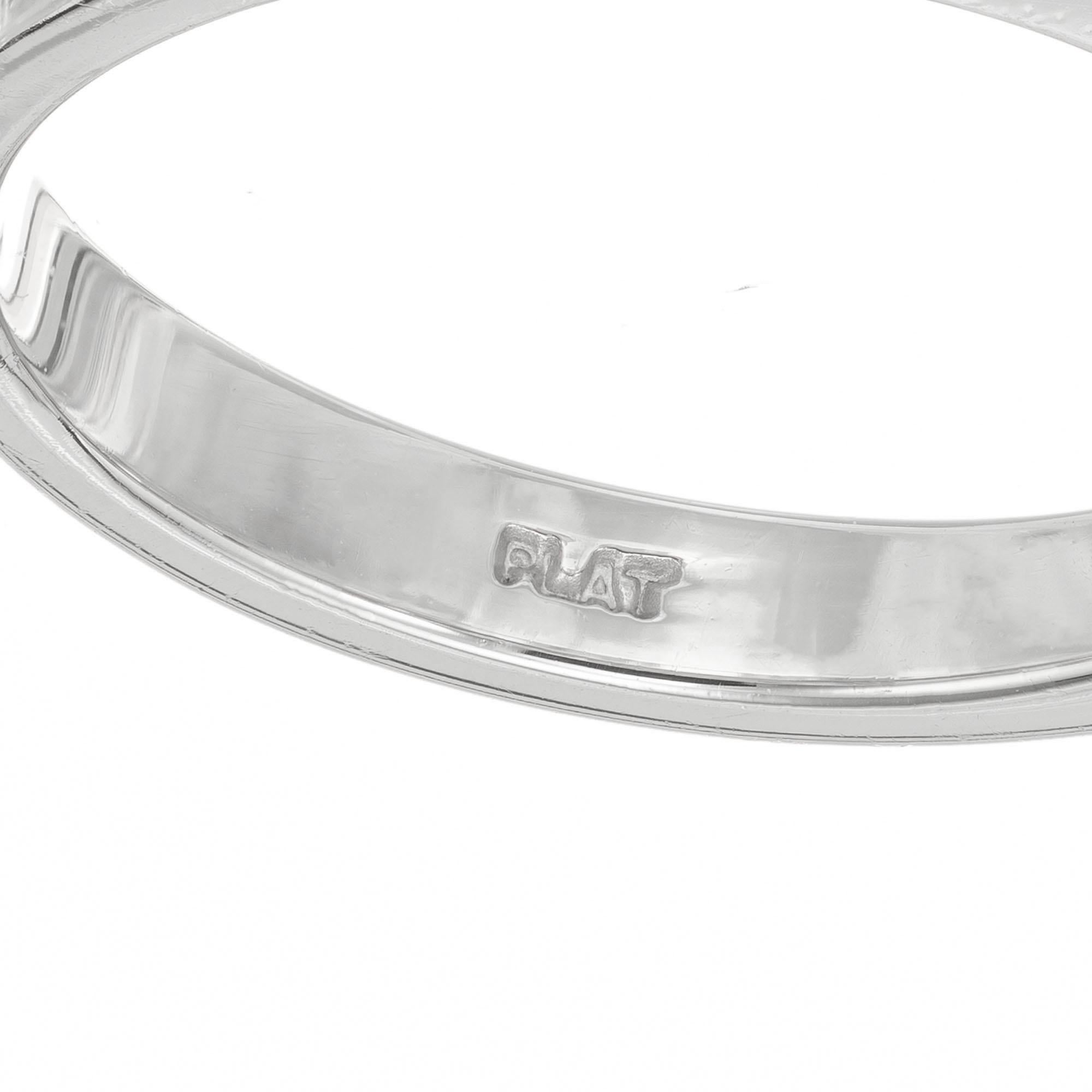 Peter Suchy 1.01 Carat Three-Stone Diamond Platinum Engagement Ring For Sale 1