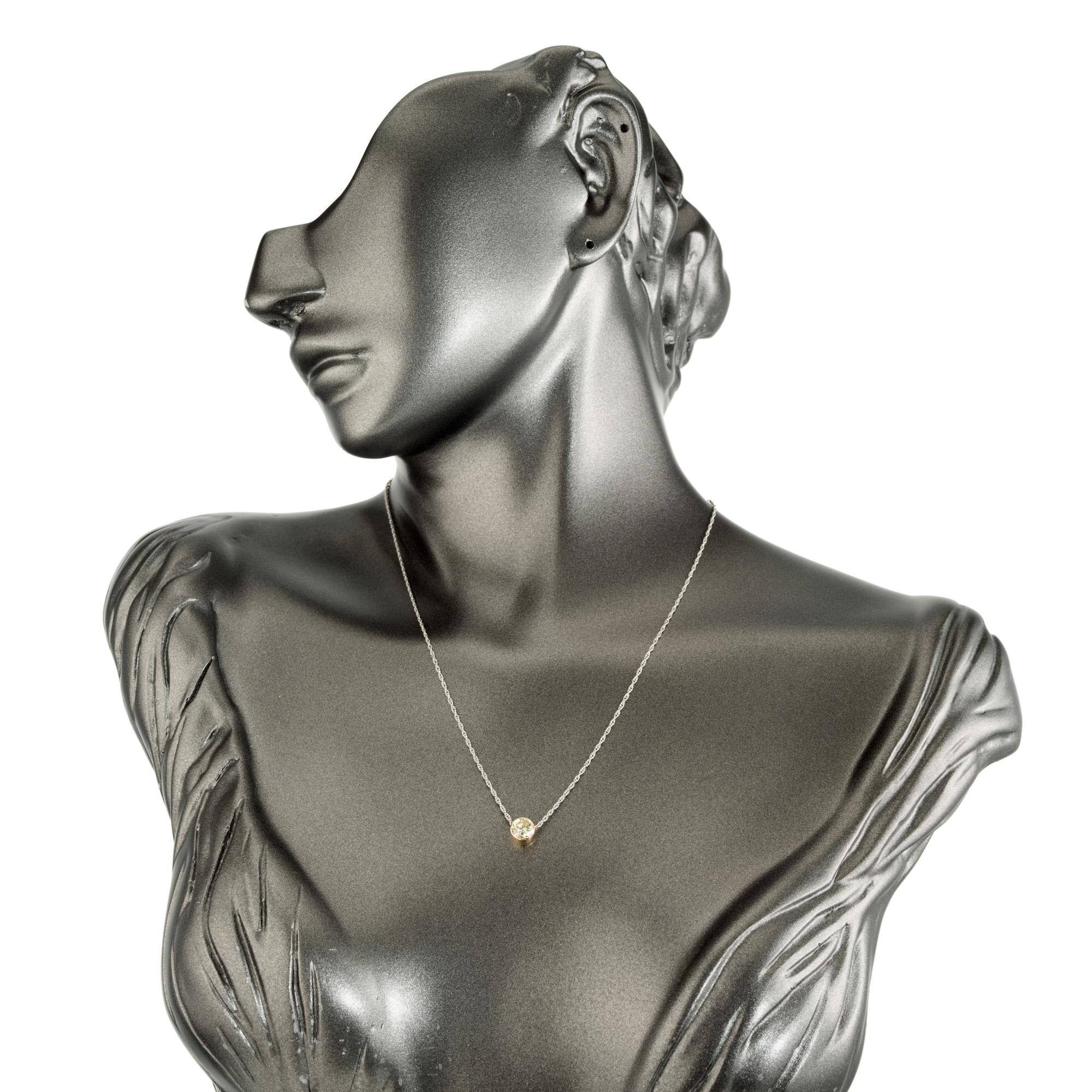 Peter Suchy 1.02 Carat Fancy Yellow Diamond Platinum Pendant Necklace For Sale 1