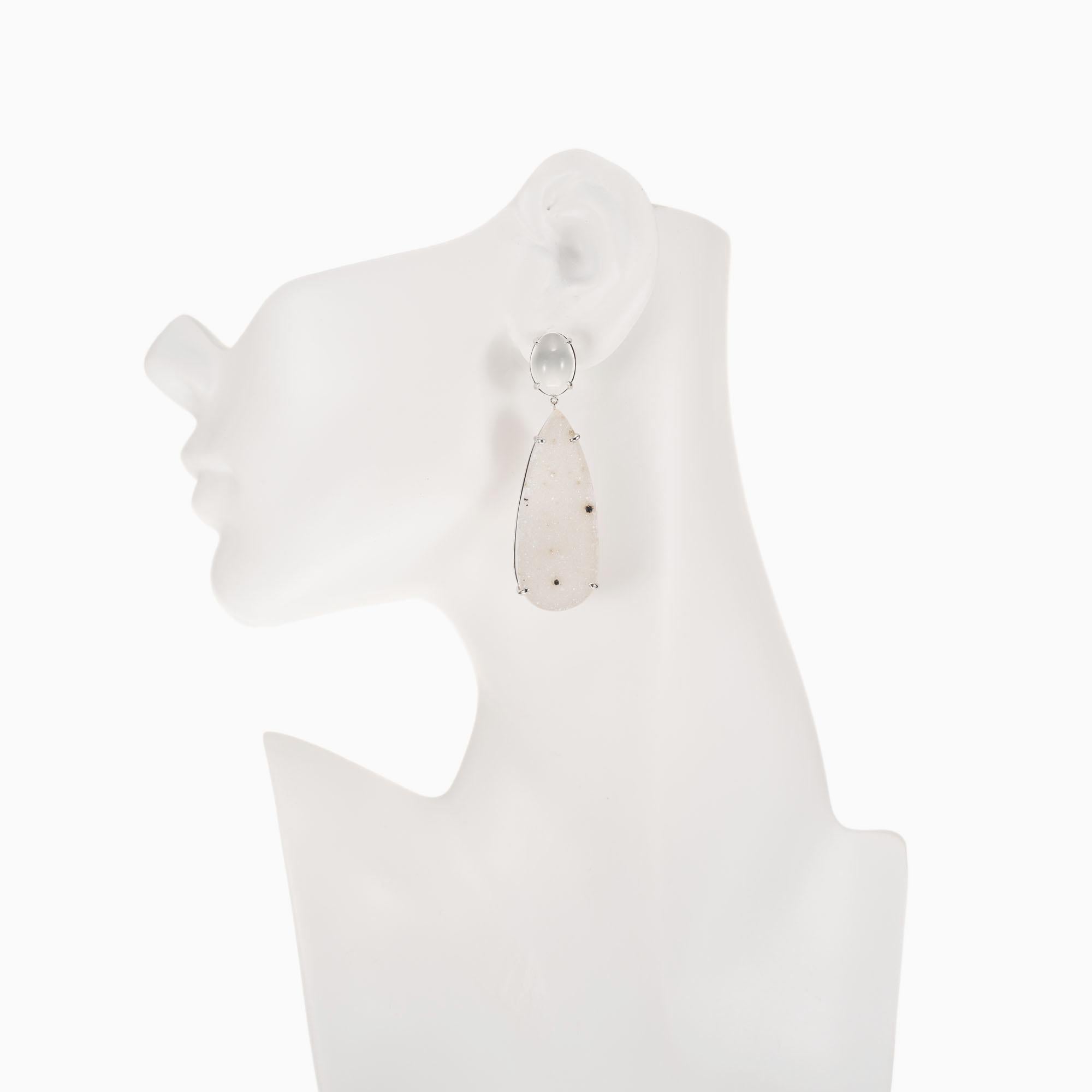Peter Suchy 11.7 Carat Moonstone Quartz White Gold Dangle Drop Earrings In New Condition For Sale In Stamford, CT