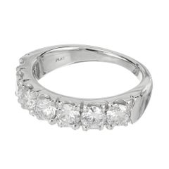 Verlobungsring aus Platin mit 1,37 Karat Diamanten von Peter Suchy