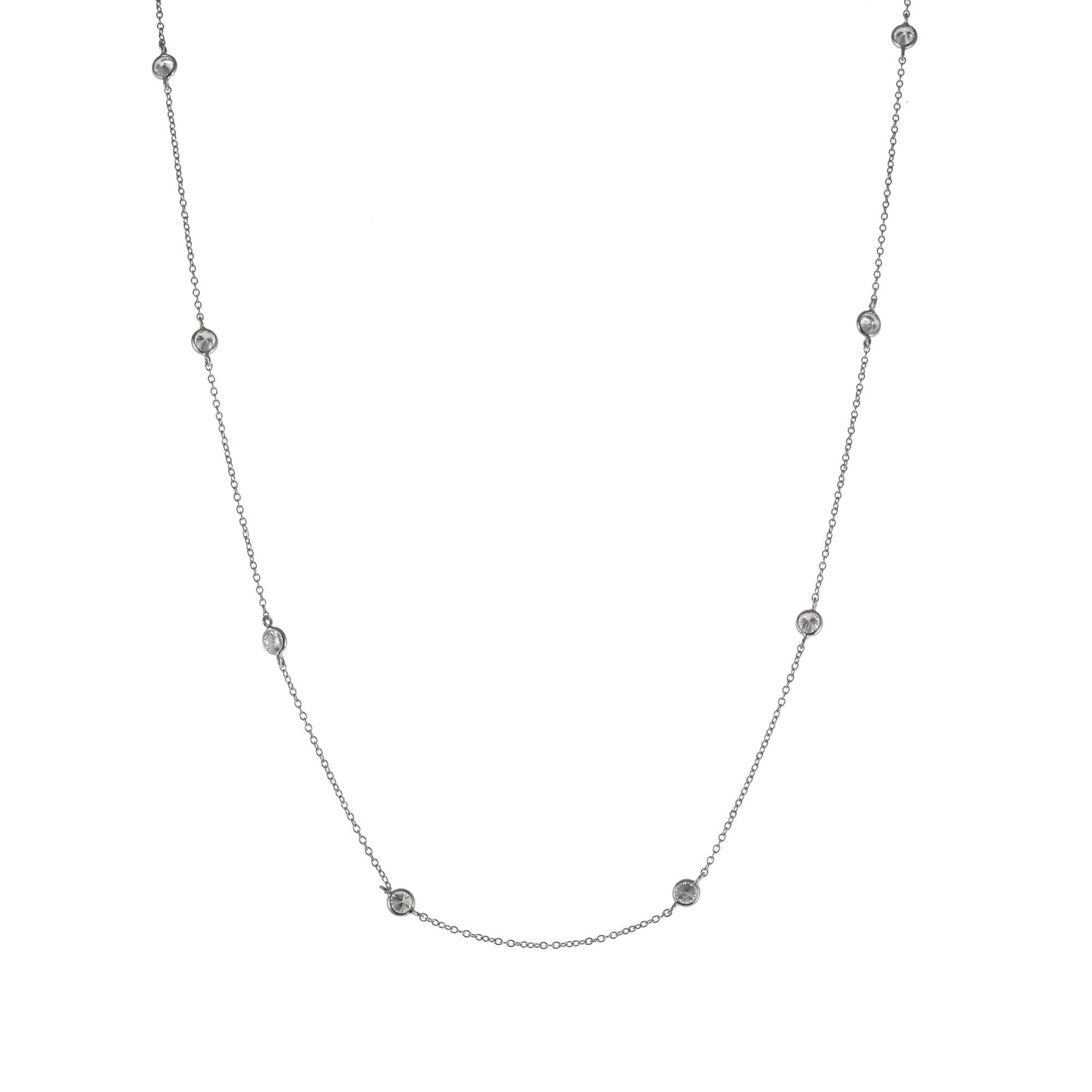 Taille ronde Peter Suchy Collier en or blanc avec diamants de 1,40 carat par Yard en vente