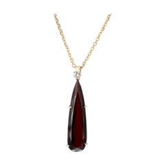 Peter Suchy 14.93 Carat Brownish Red Garnet Diamond Yellow Gold Pendant Necklace