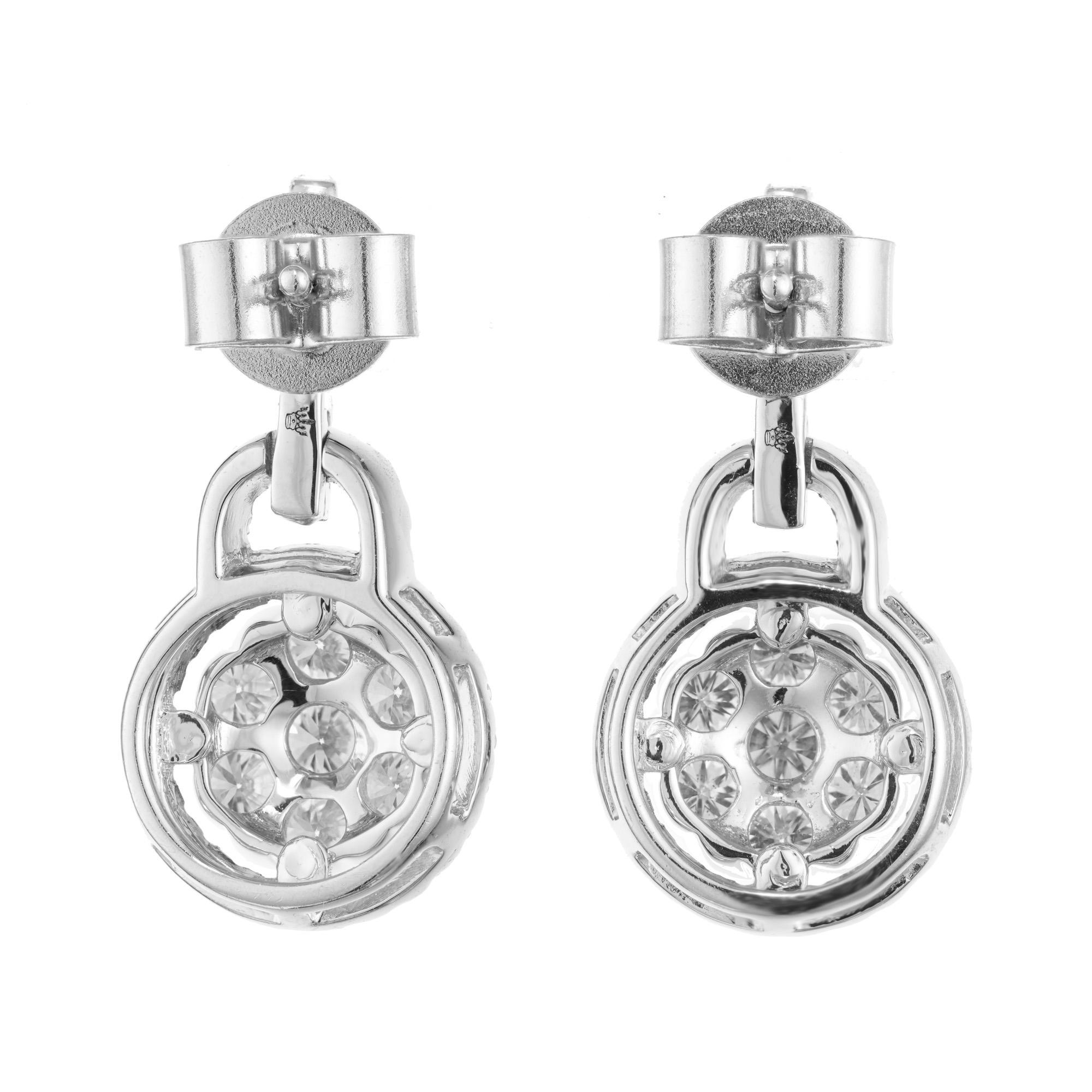 Taille ronde Pendants d'oreilles Peter Suchy en or blanc avec diamants de 1,50 carat en vente
