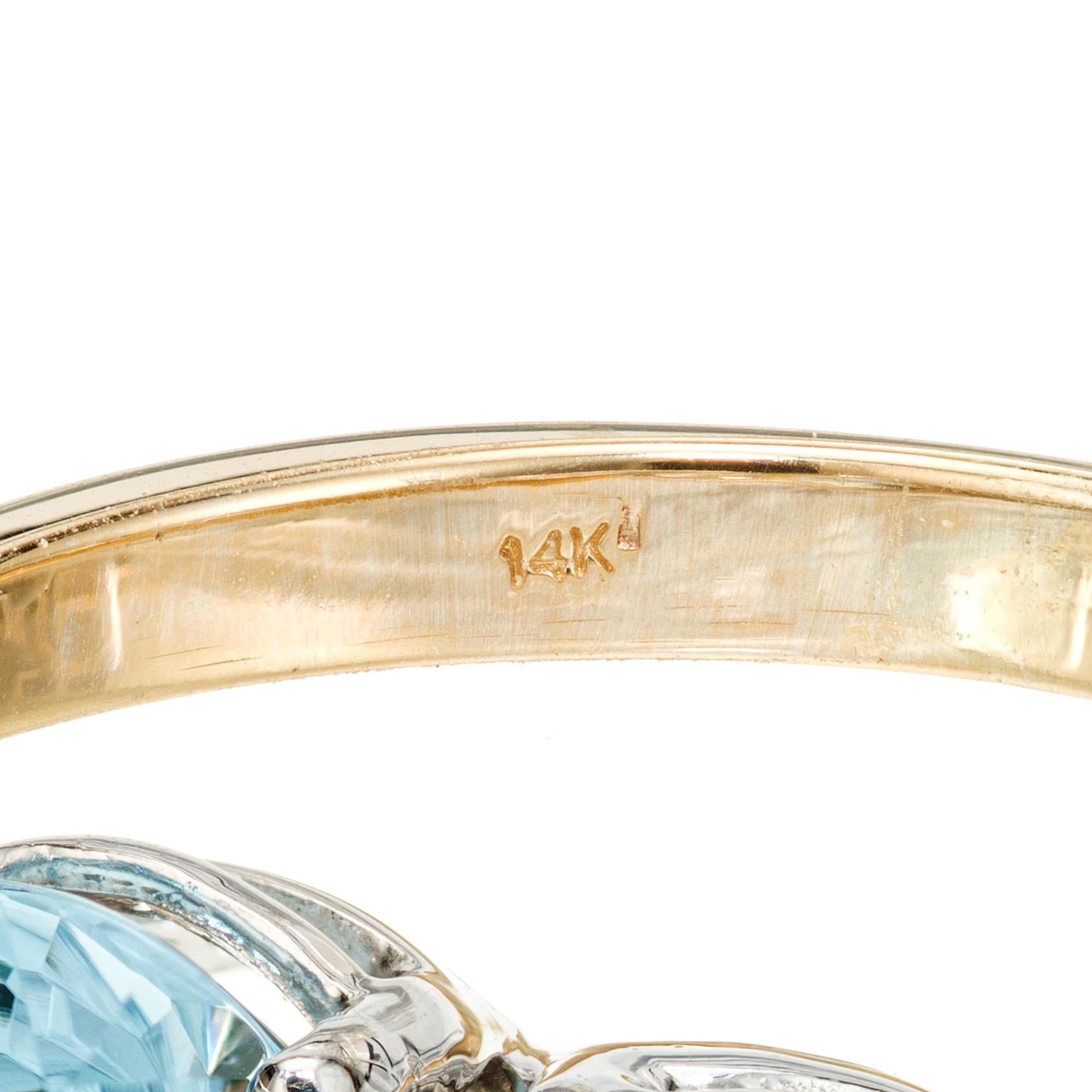 Peter Suchy 1.65 Carat Aqua Diamond Gold Three-Stone Engagement Ring For Sale 1