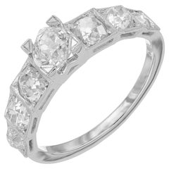 Verlobungsring aus Platin mit 1,82 Karat Diamant im alten Minenschliff von Peter Suchy