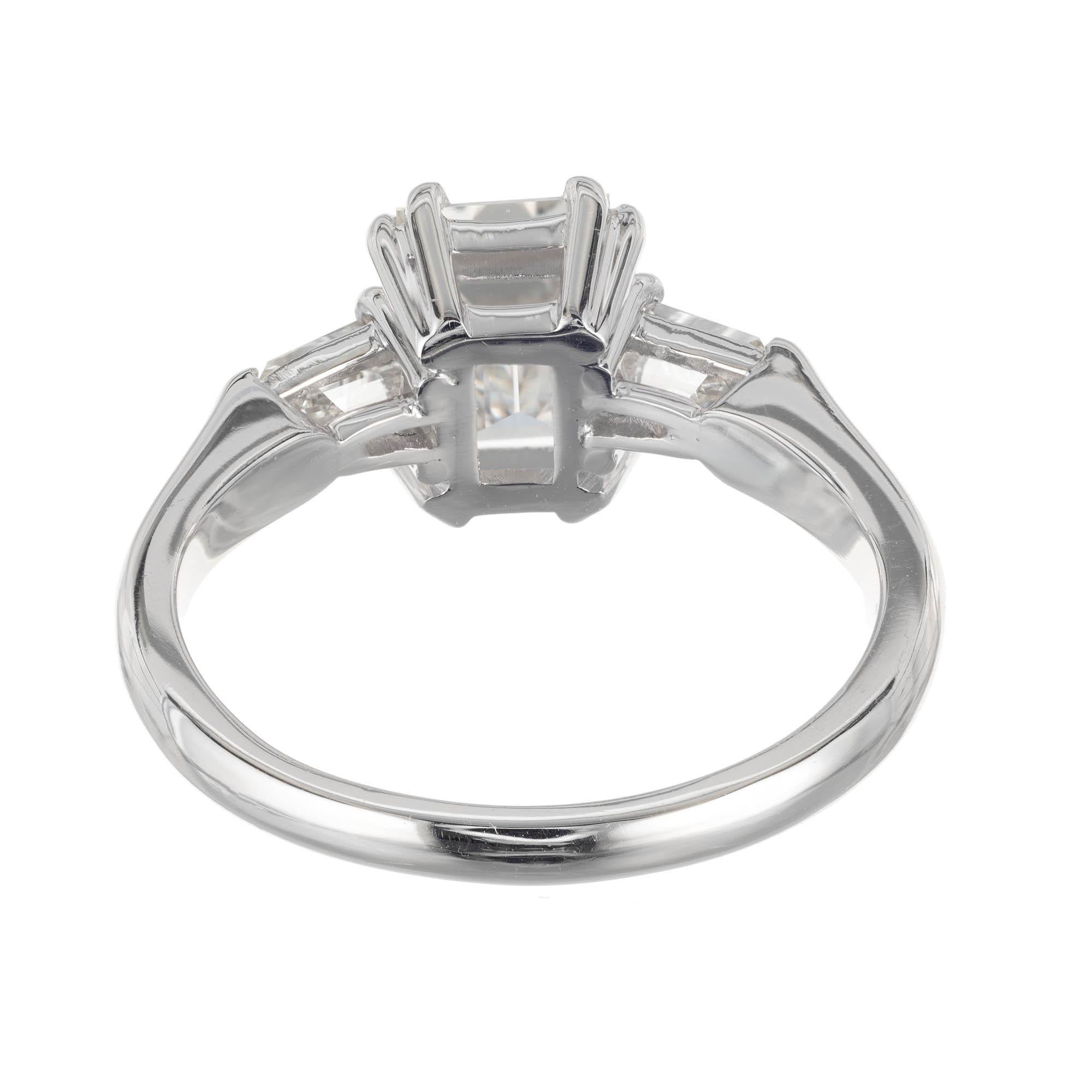 Peter Suchy 1.88 Carat Diamond Platinum Three-Stone Engagement Ring In New Condition For Sale In Stamford, CT