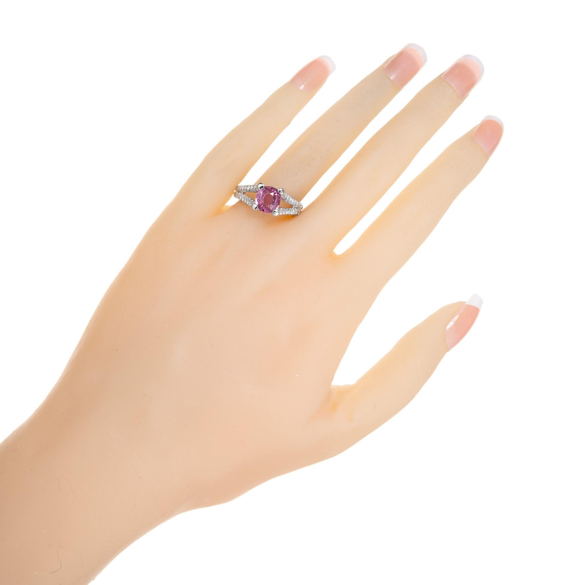 Women's Peter Suchy 1.92 Carat Padparadscha Sapphire Diamond Platinum Engagement Ring For Sale