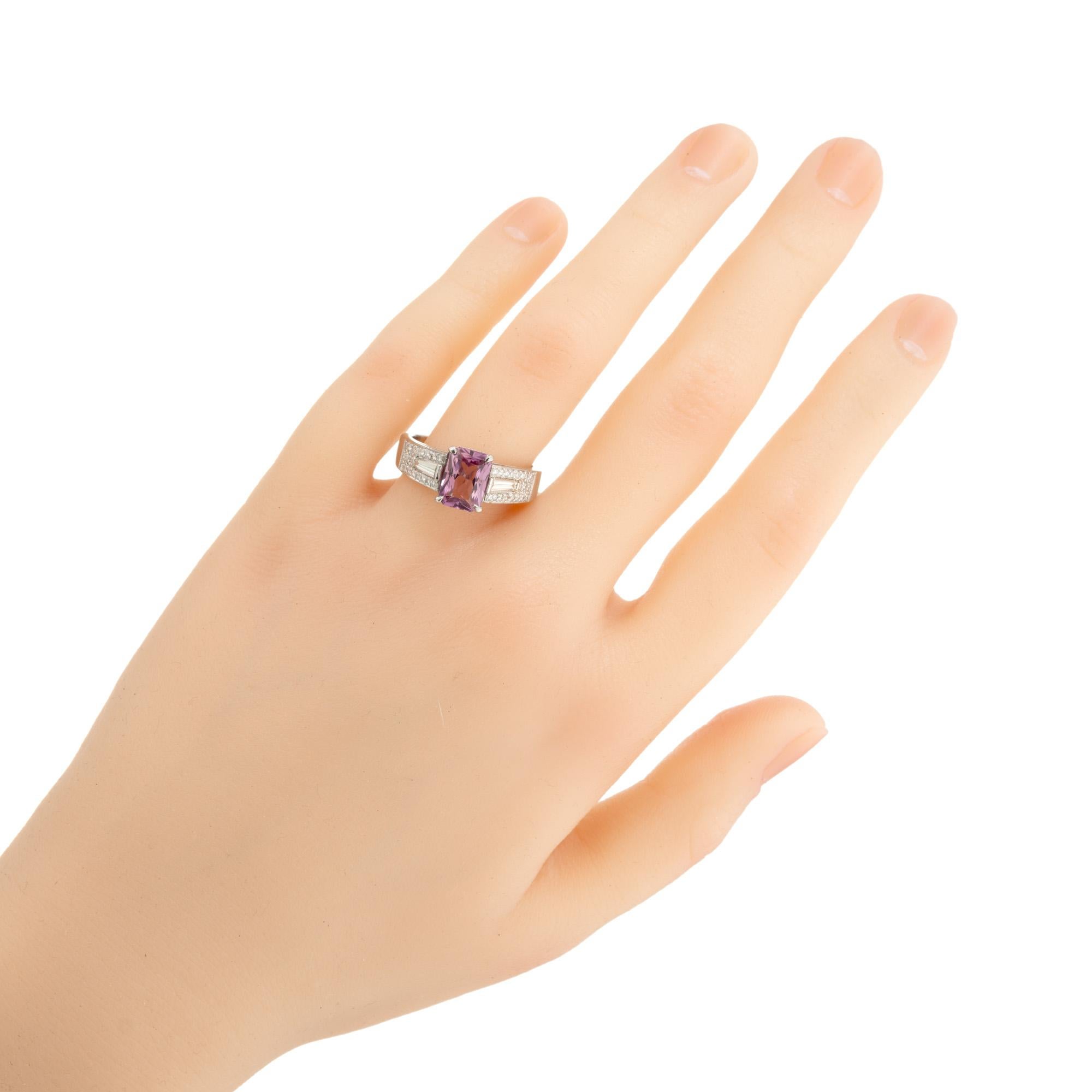 Peter Suchy 2.06 Carat Pink Octagonal Sapphire Diamond Platinum Engagement Ring For Sale 2
