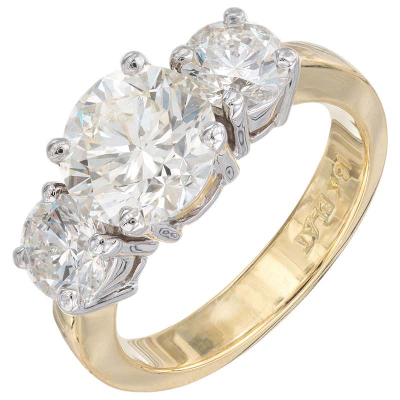 2.18 Carat Diamond Platinum Engagement Ring For Sale at 1stDibs