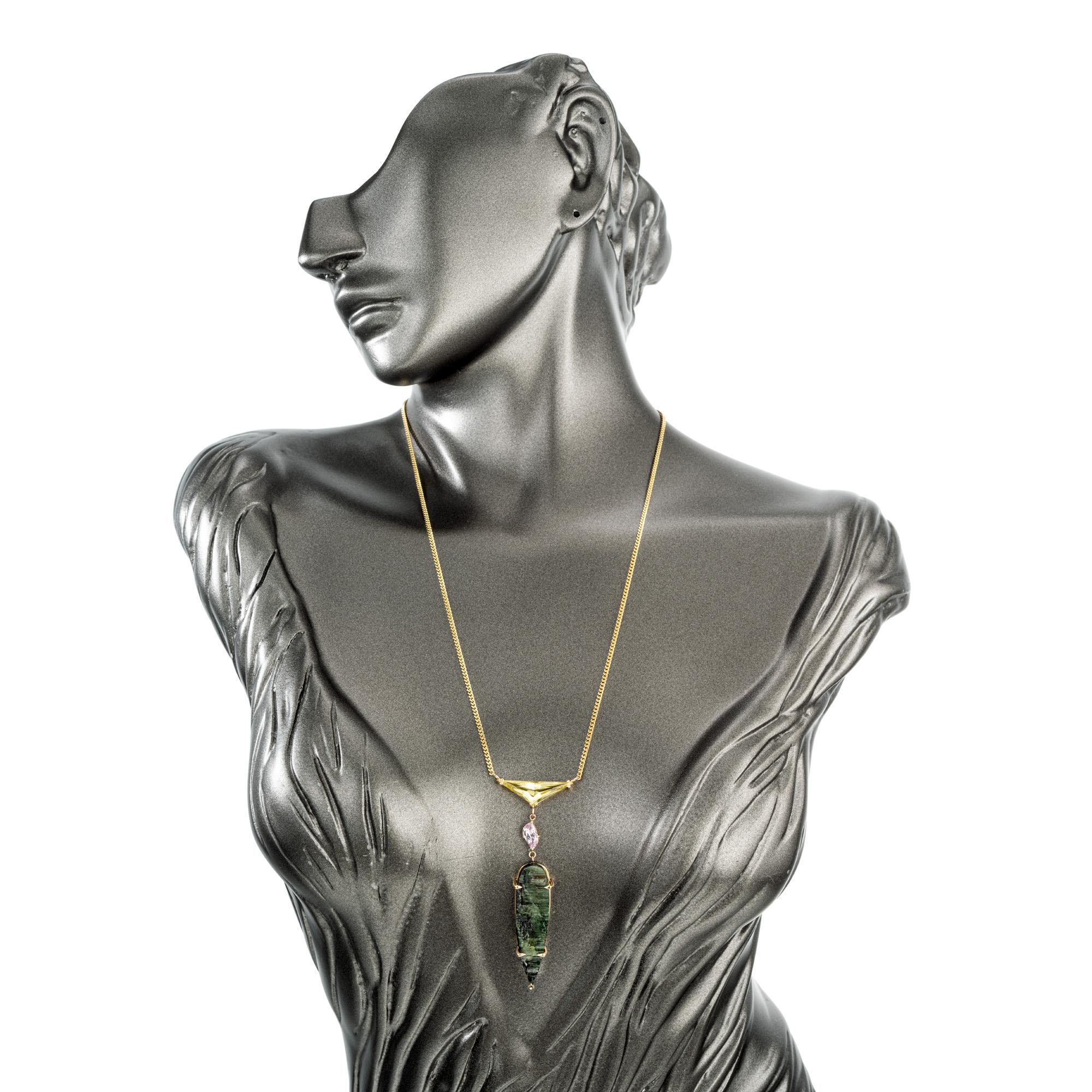 Peter Suchy 23.14 Carat Tourmaline Beryl Topaz Yellow Gold Pendant Necklace For Sale 1