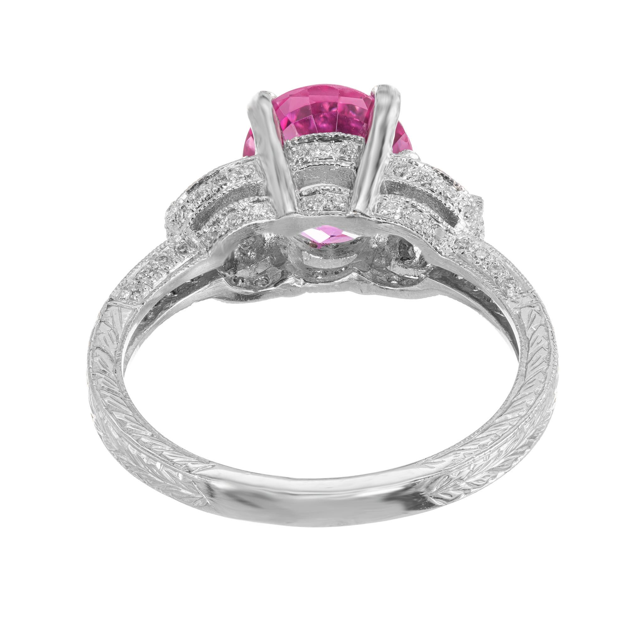 Peter Suchy Anello di fidanzamento in platino con zaffiro rosa da 2,37 carati e diamanti a pavé in vendita 1