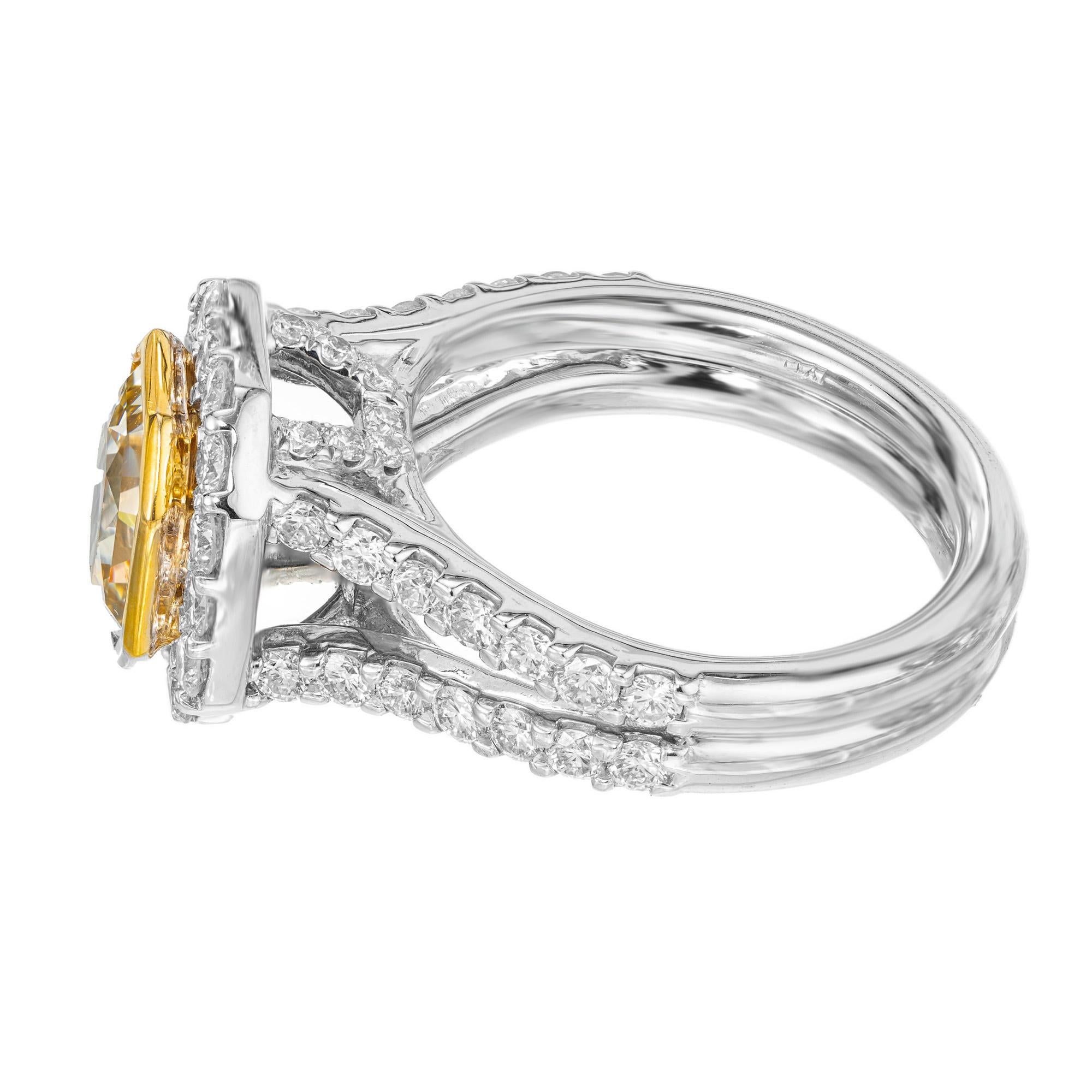 Women's Peter Suchy 3.03 Carat Natural Yellow Diamond Halo Platinum Engagement Ring For Sale