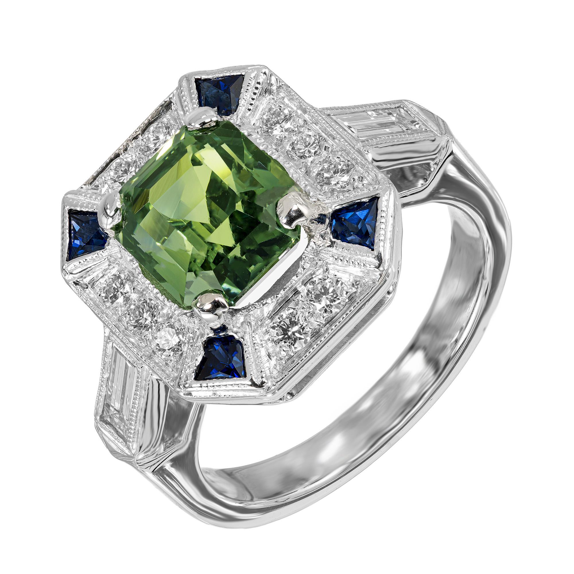 Peter Suchy handgefertigter Verlobungsring aus Platin mit einem achteckigen grünen Saphir im Stufenschliff, der nicht erhitzt wurde. GIA-zertifiziert mit einem leichten Blaustich.  Der Ring wurde entworfen und gefertigt, um die natürliche Schönheit