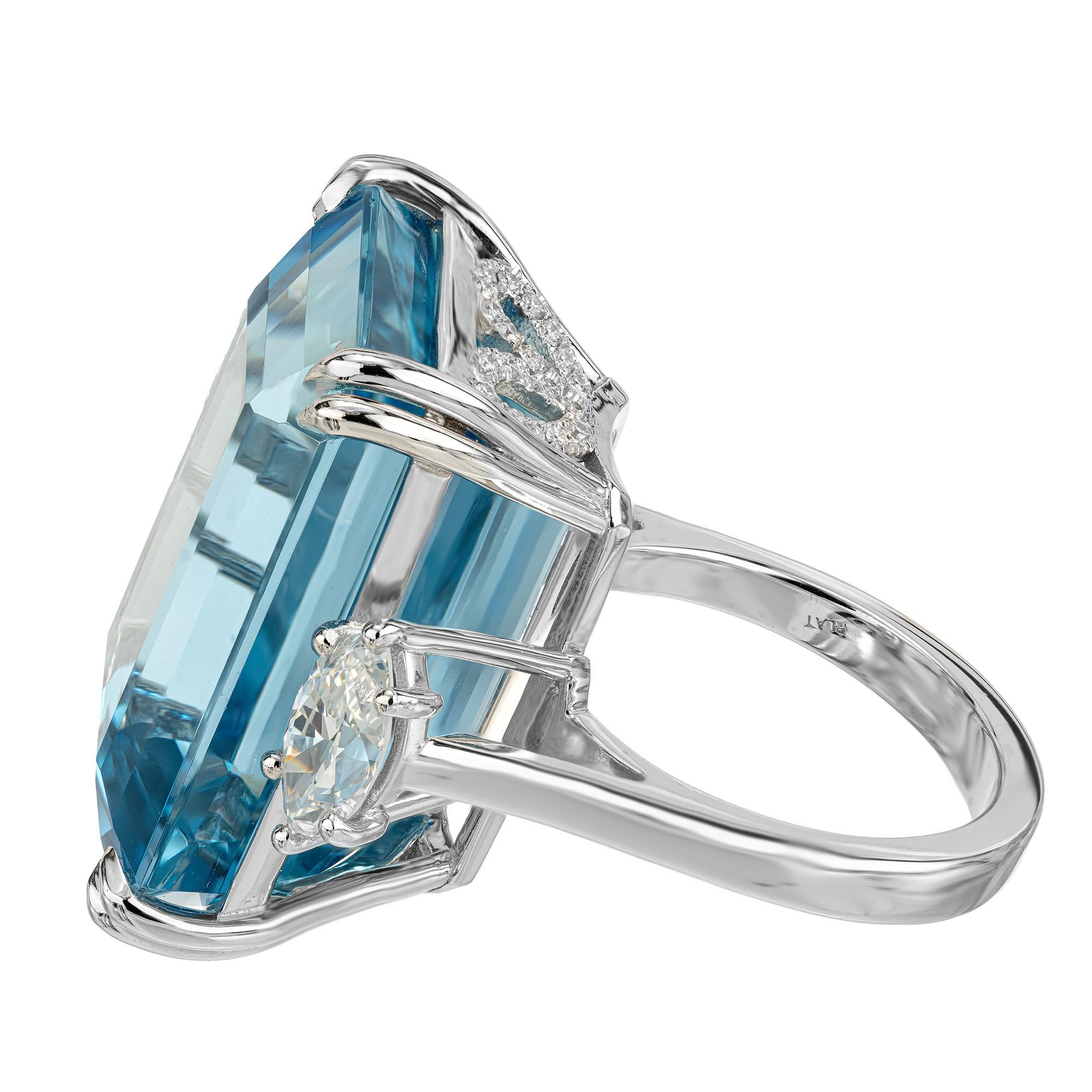 Peter Suchy 37,67 Karat Aquamarin Diamant Platin Cocktail Ring (Smaragdschliff) im Angebot
